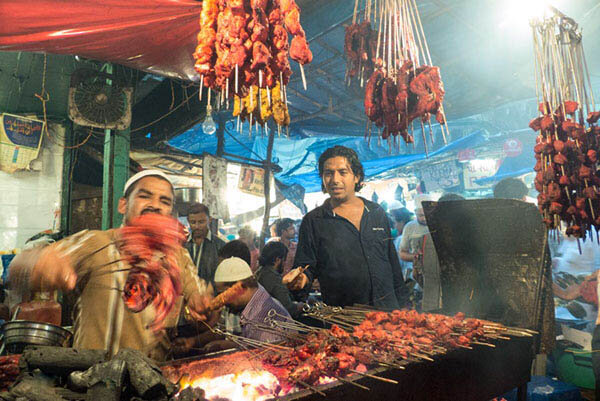 kebab seller vendor md ali road mumbai-badari photography.jpg