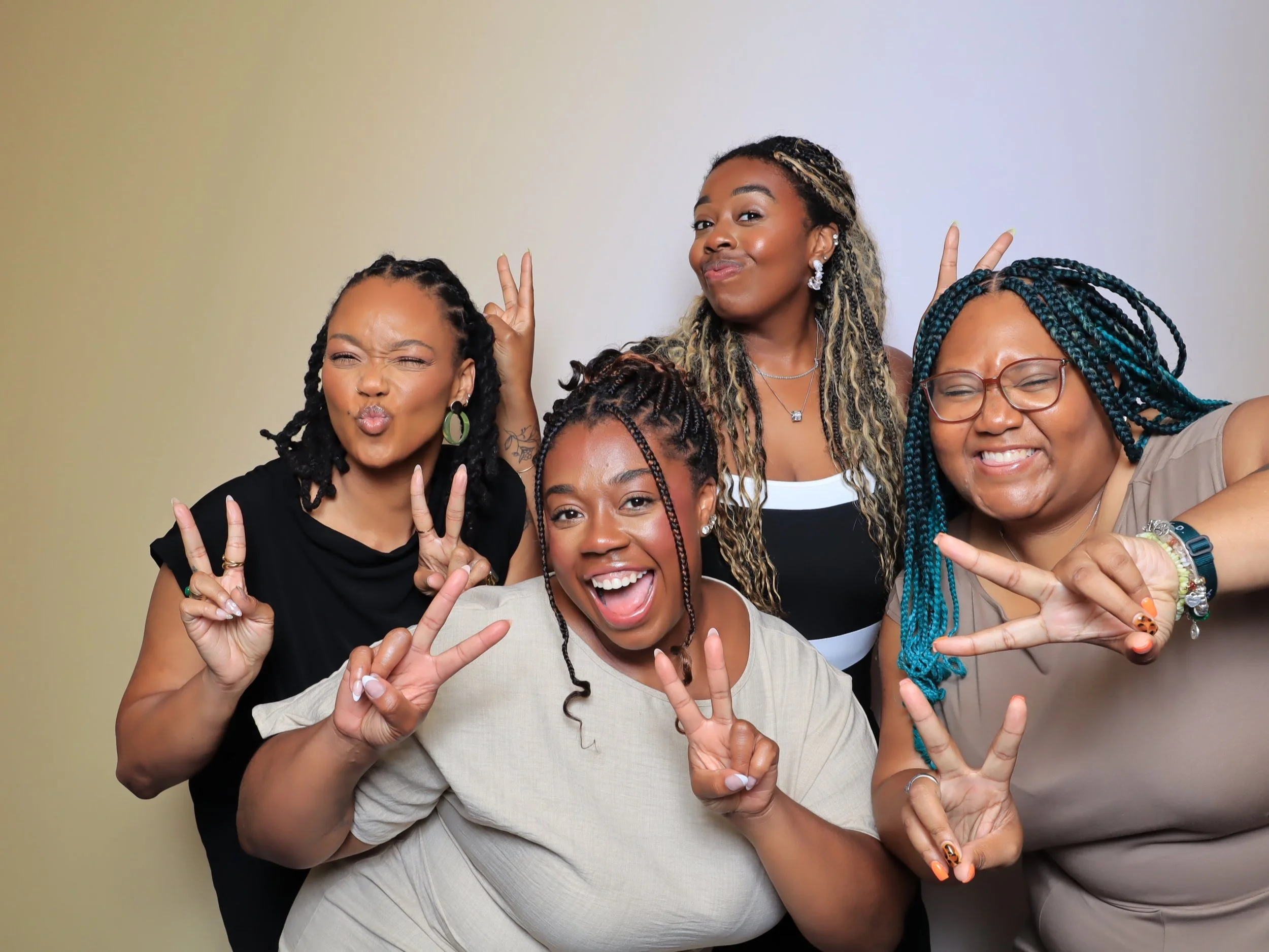 2025_BLK_RVA_Community_Awards_Fresh_Pic_Photo_Booth.RRT.00216.jpeg