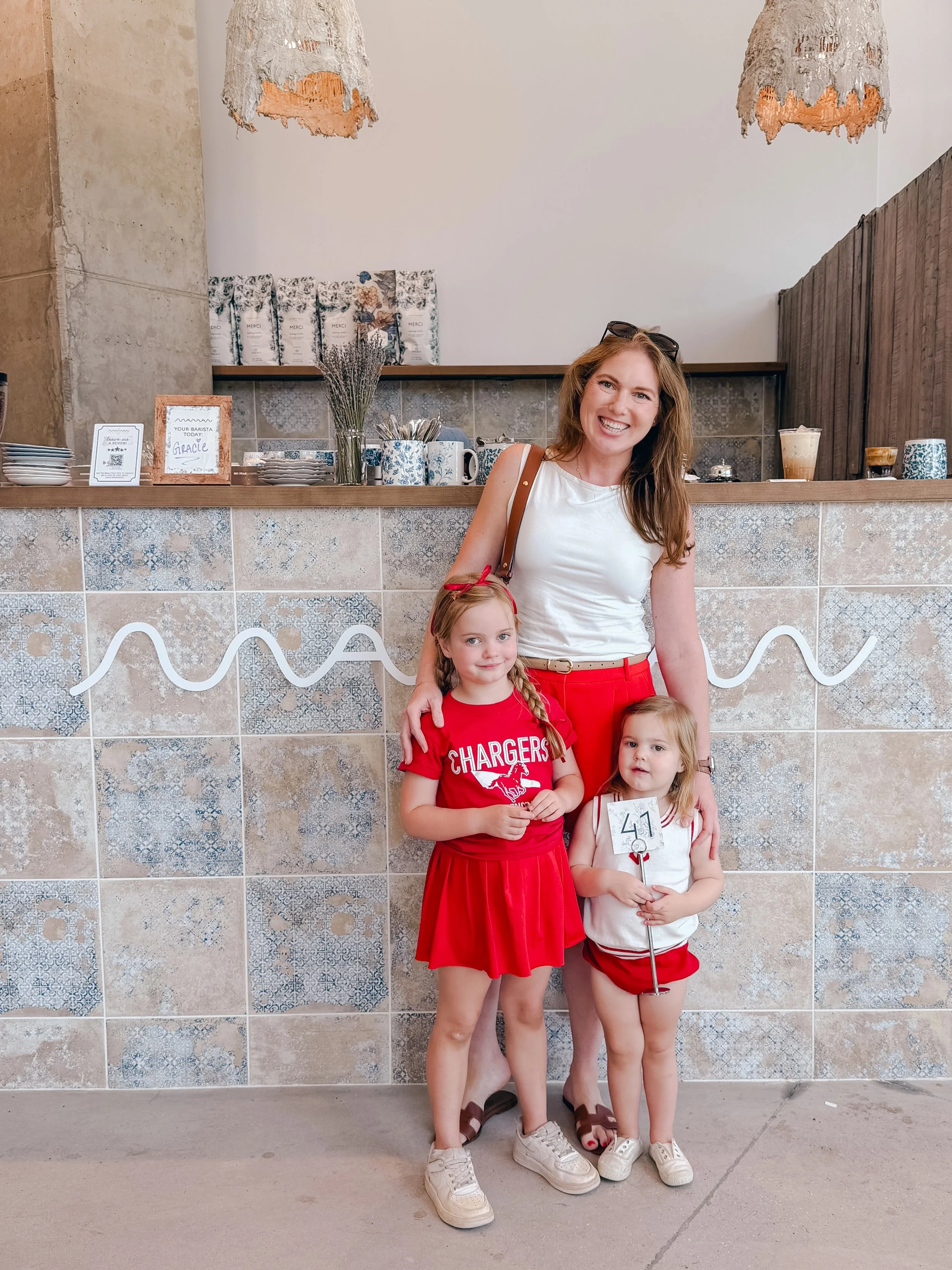 Off the field celebrations continued at the opening of @_mamannyc_ in Charlotte! Serena even managed to pick up the last of the cutie croissant charms. The most fitting for our Francophile 🥐