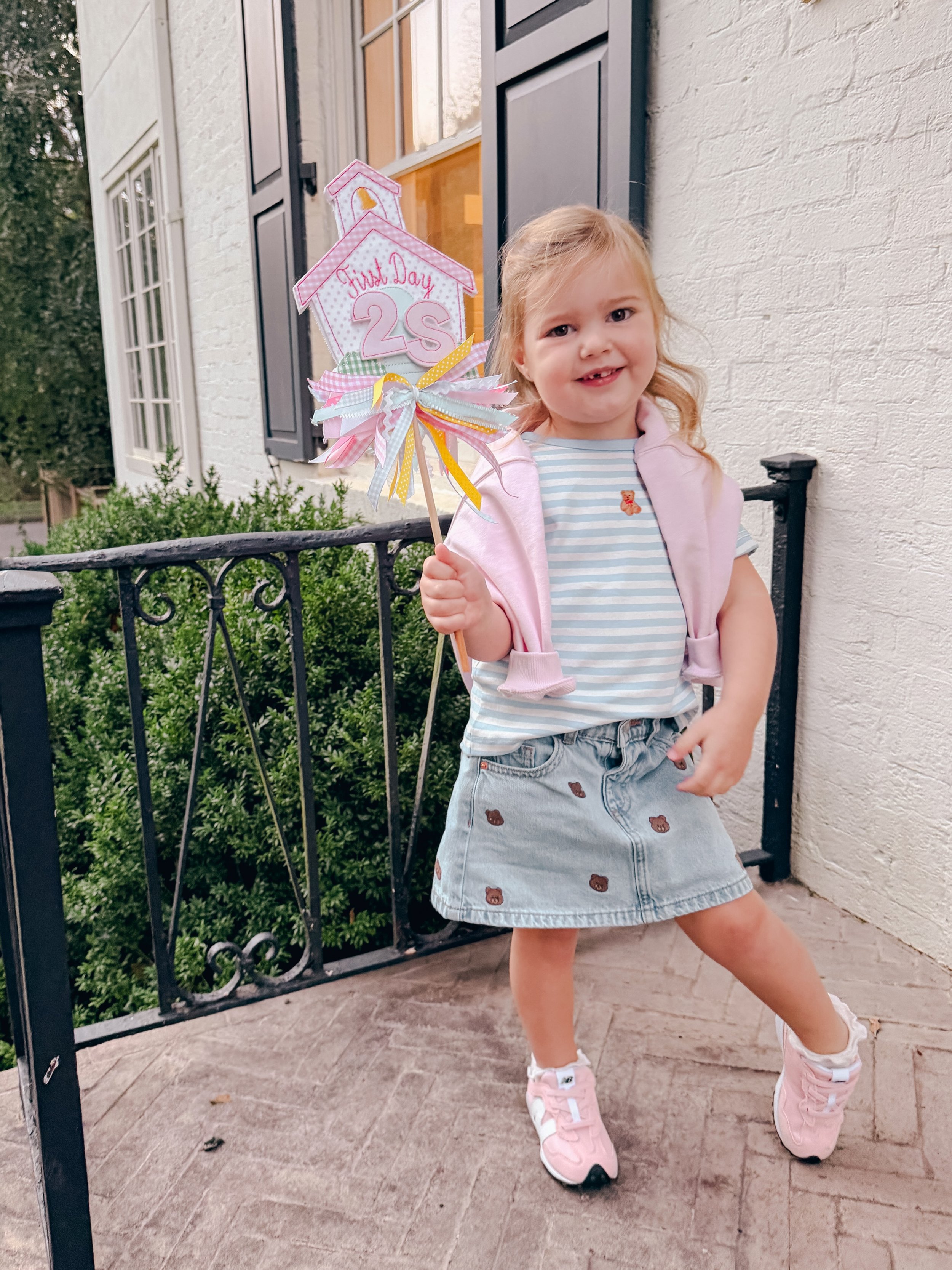 And just like that our Audrey Bear is off to preschool! 🧸 💕