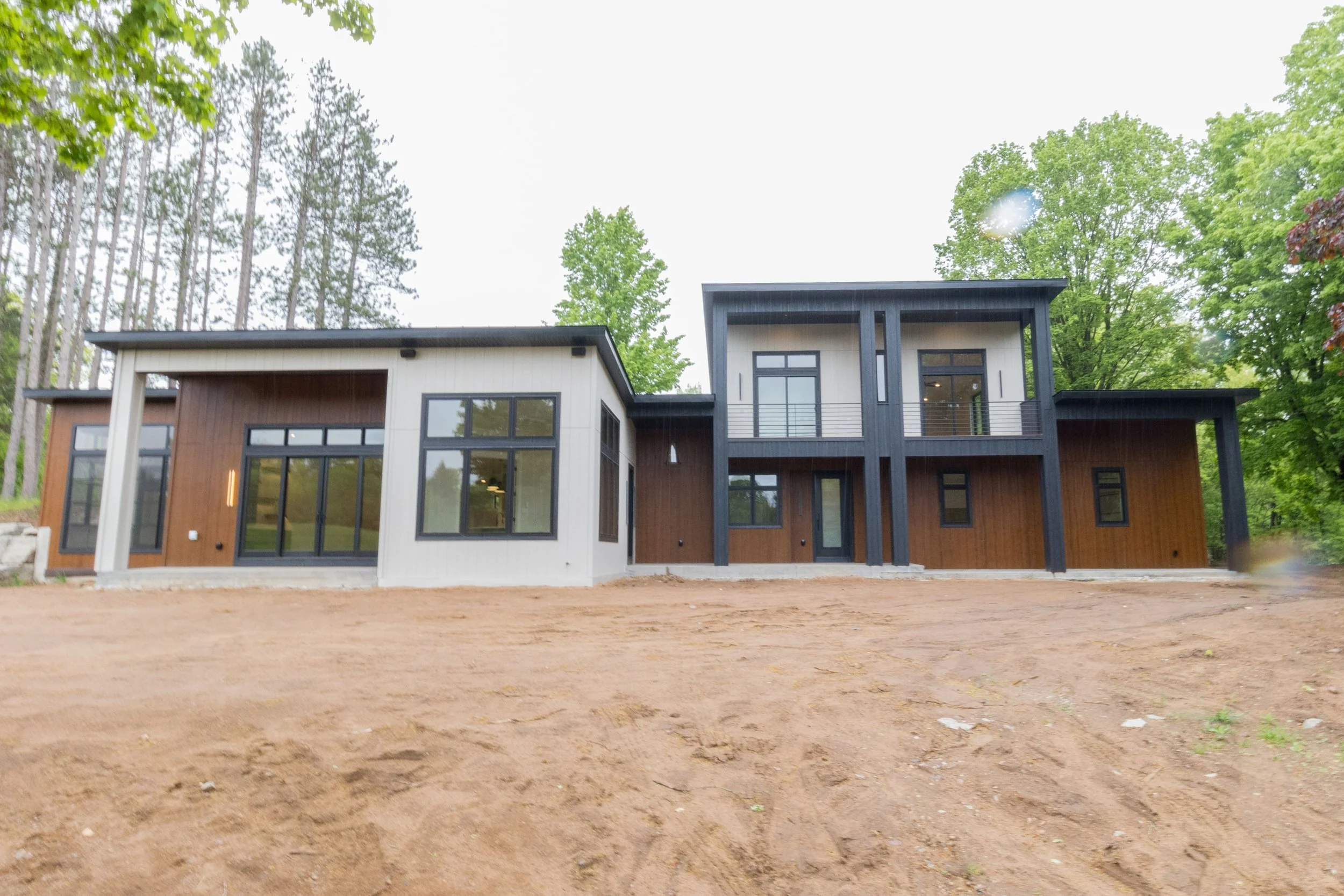 Boldig Rd_Exterior-07-min.jpg