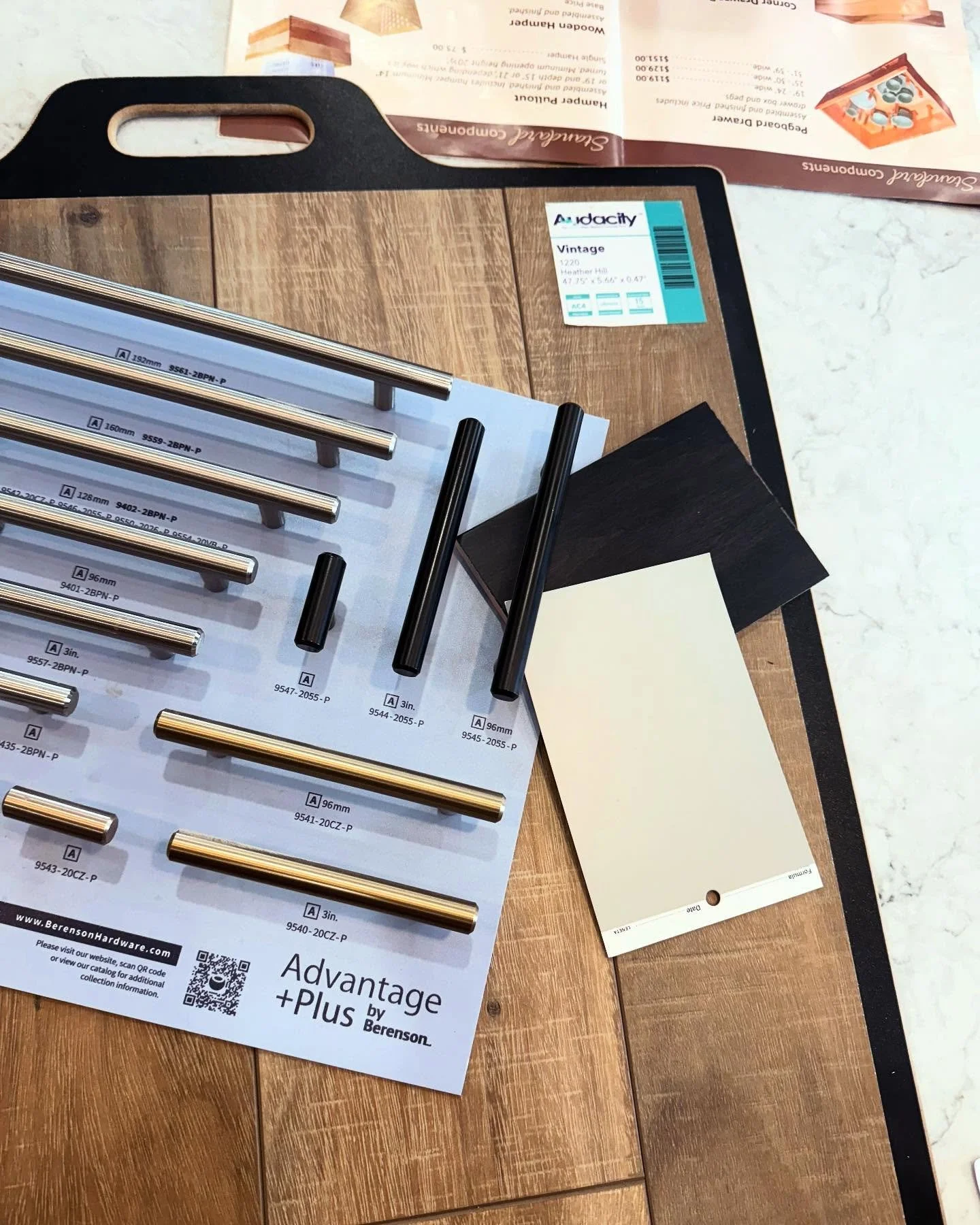 When the spaces are coming together better than expected. Each room is styling just right!  #cabinetday #itsinthedetails #neutralvibes #havingfun #decisionoverload #dontbuildalone #wausauareabuilders #dreamteam #custombuilt