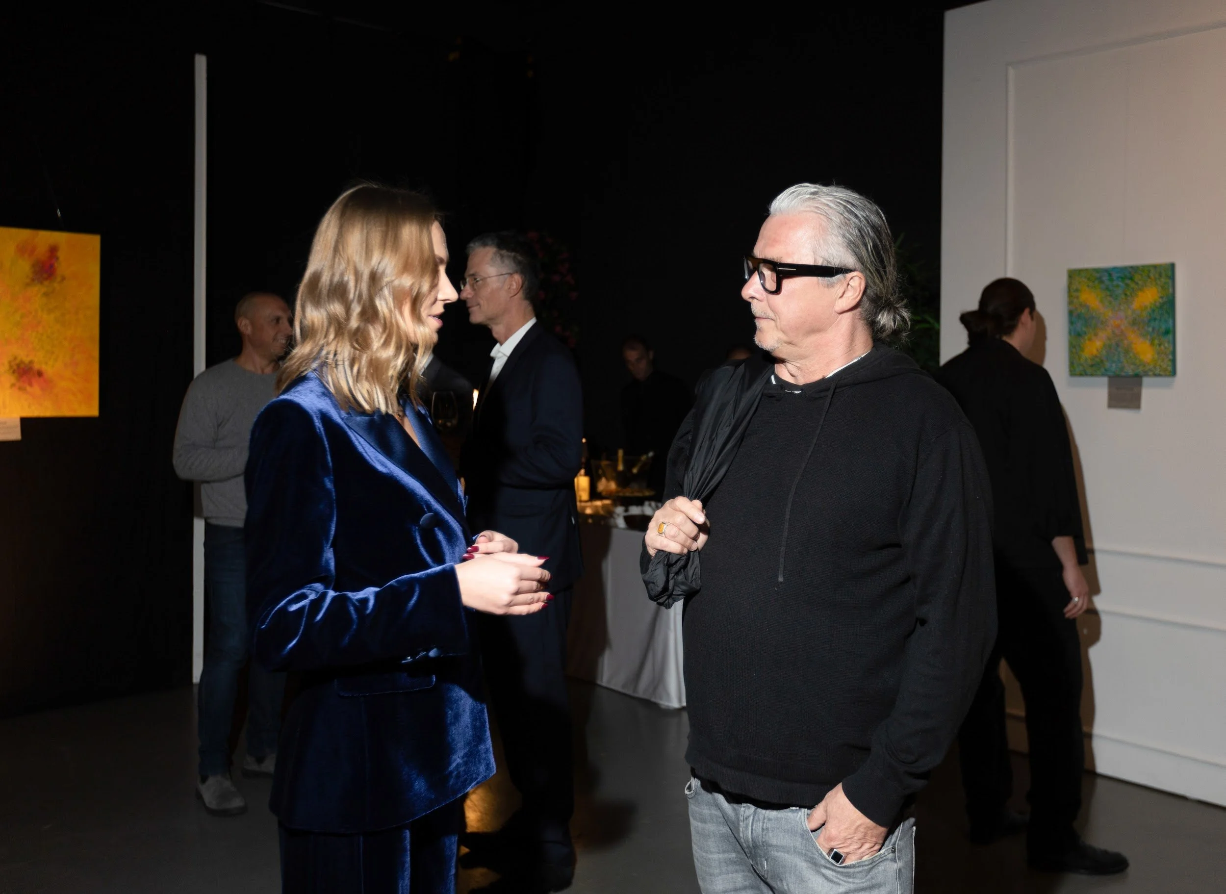 Portal series 25 - lauma survilo - vernissage (53).jpg