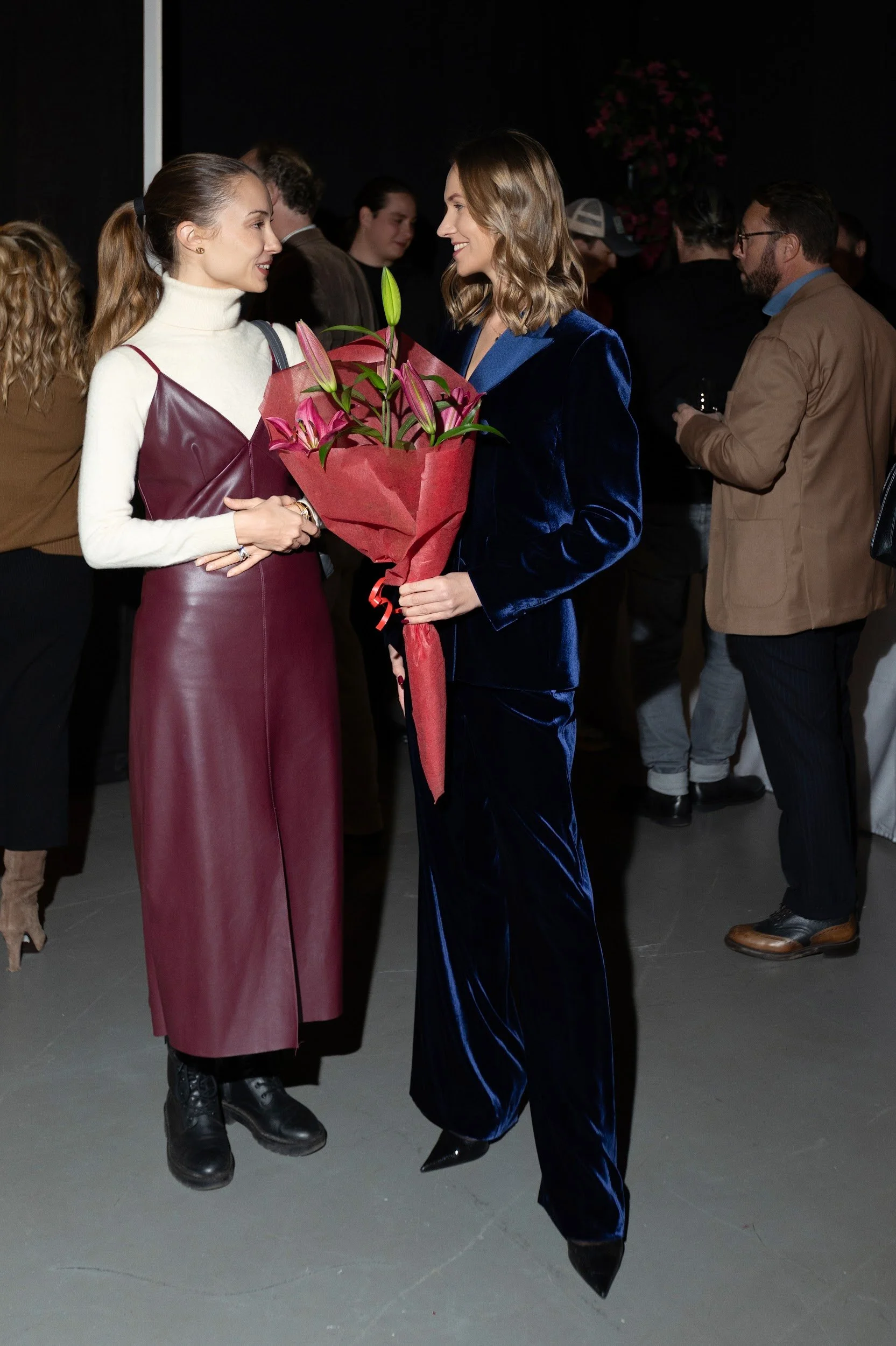 Portal series 25 - lauma survilo - vernissage (59).jpg