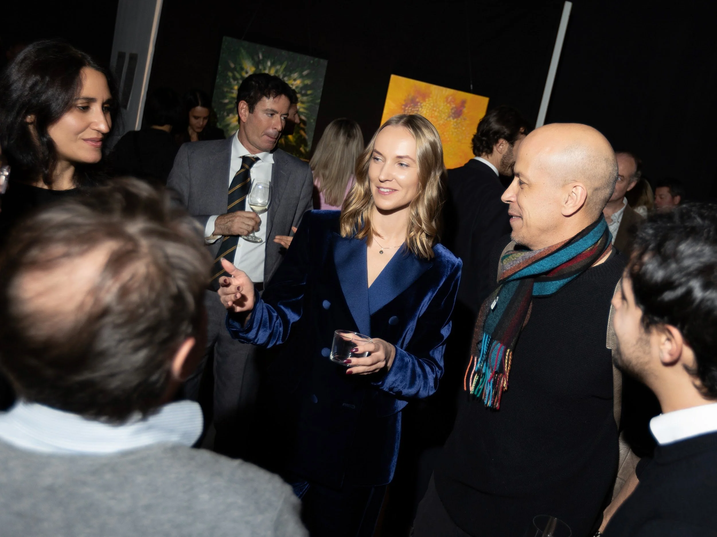 Portal series 25 - lauma survilo - vernissage (80).jpg