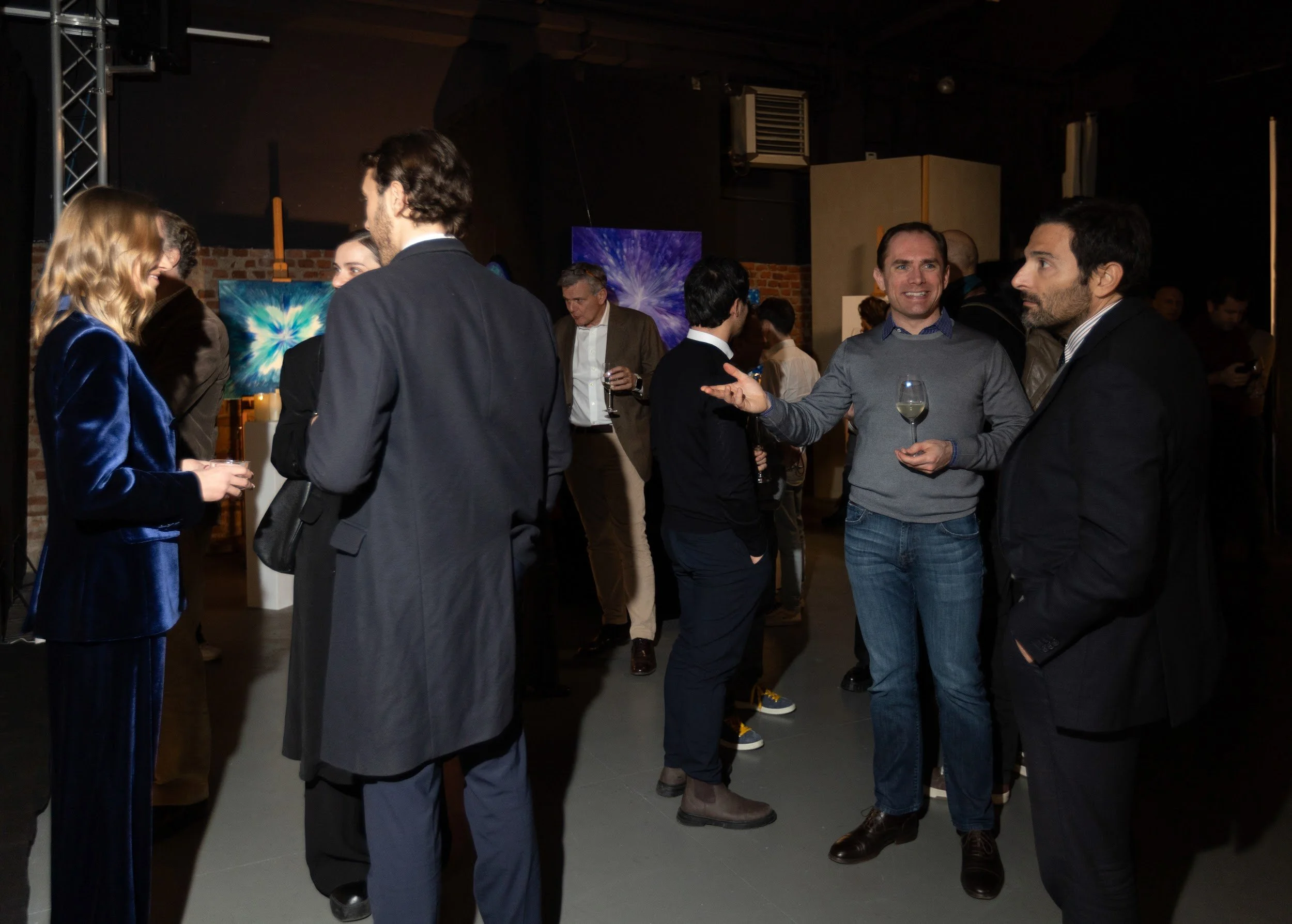 Portal series 25 - lauma survilo - vernissage (85).jpg