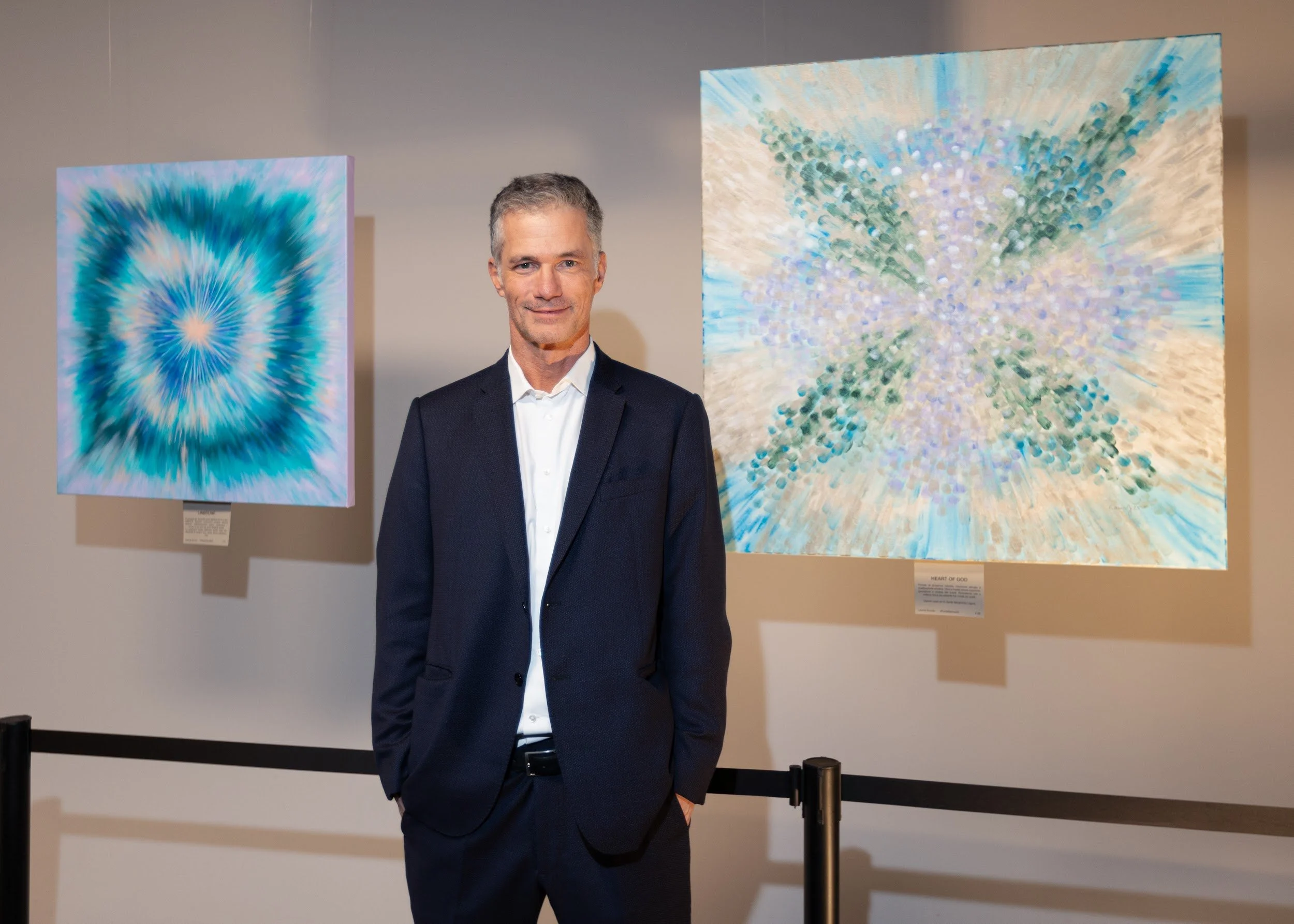 Portal series 25 - lauma survilo - vernissage (99).jpg