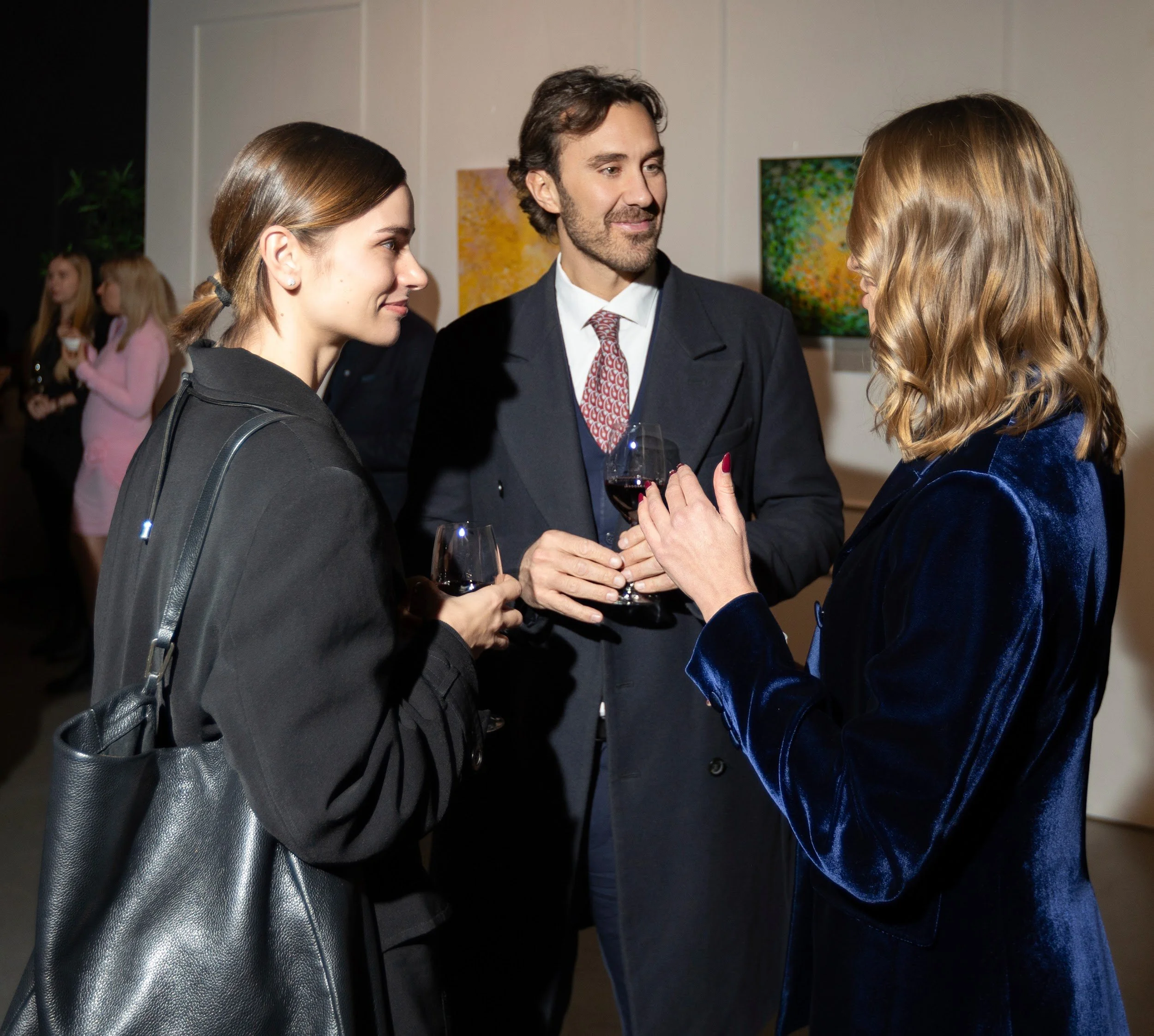 Portal series 25 - lauma survilo - vernissage (110).jpg