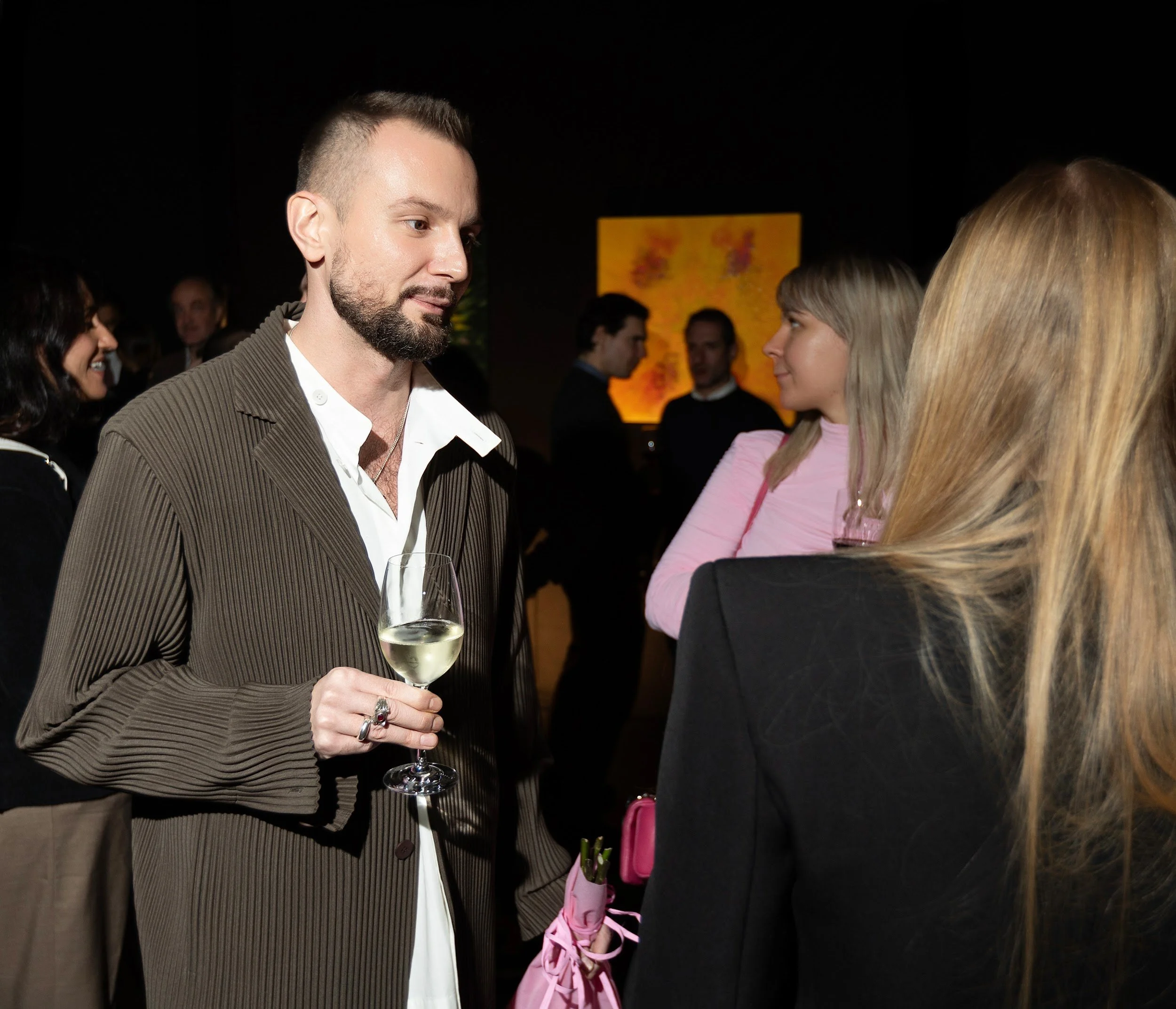 Portal series 25 - lauma survilo - vernissage (112).jpg