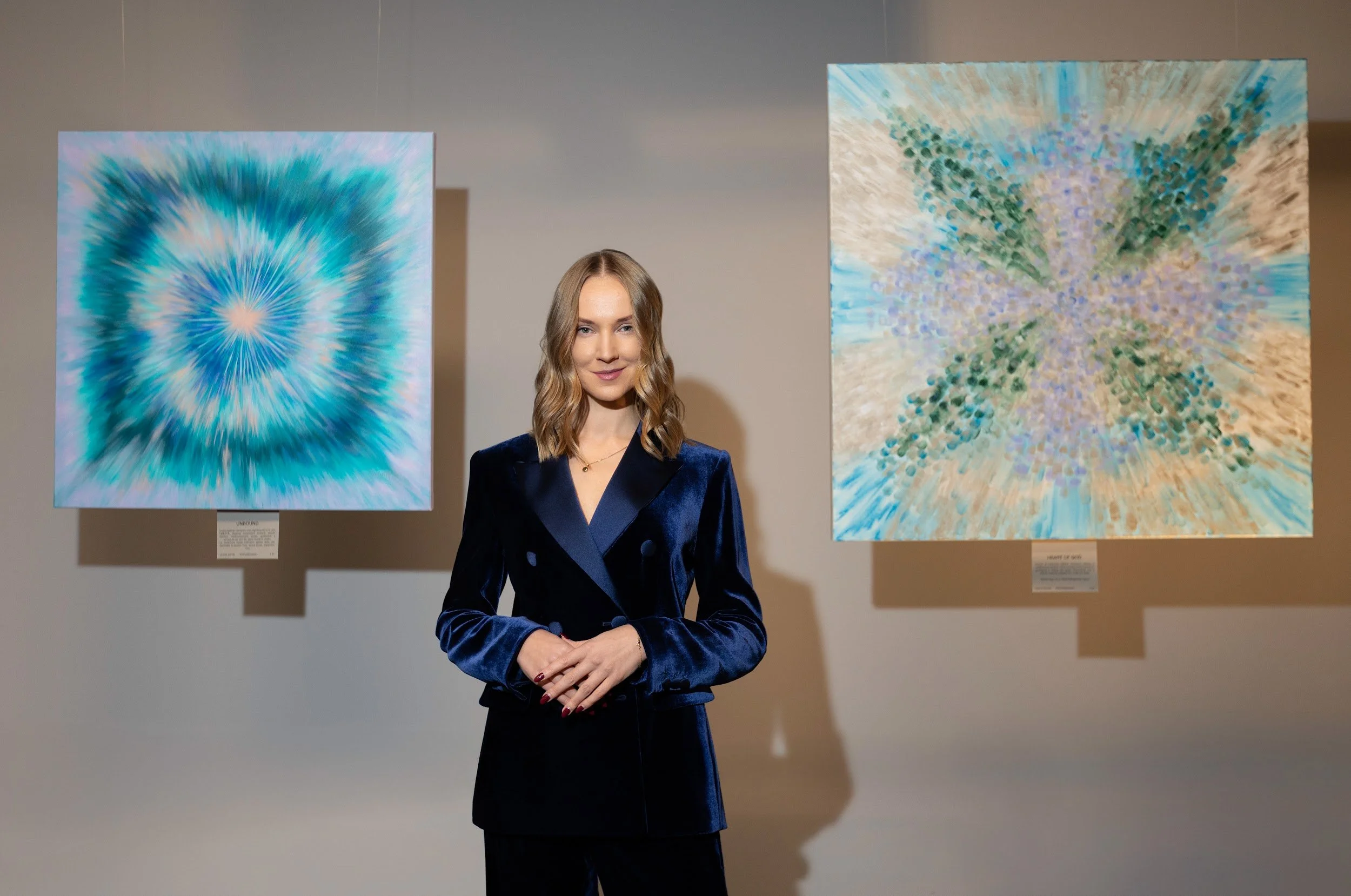 Portal series 25 - lauma survilo - vernissage (123).jpg