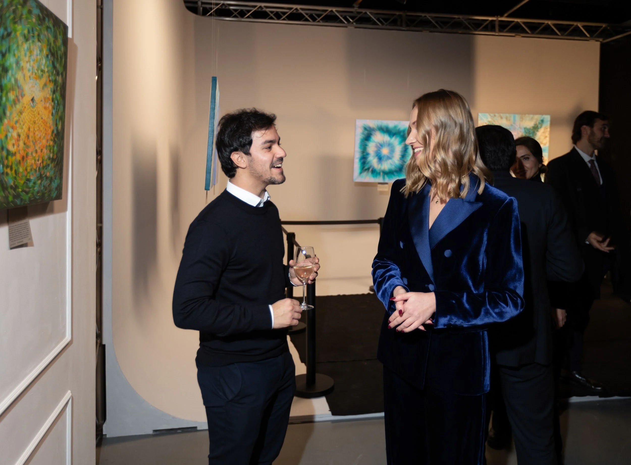 Portal series 25 - lauma survilo - vernissage (13).jpg