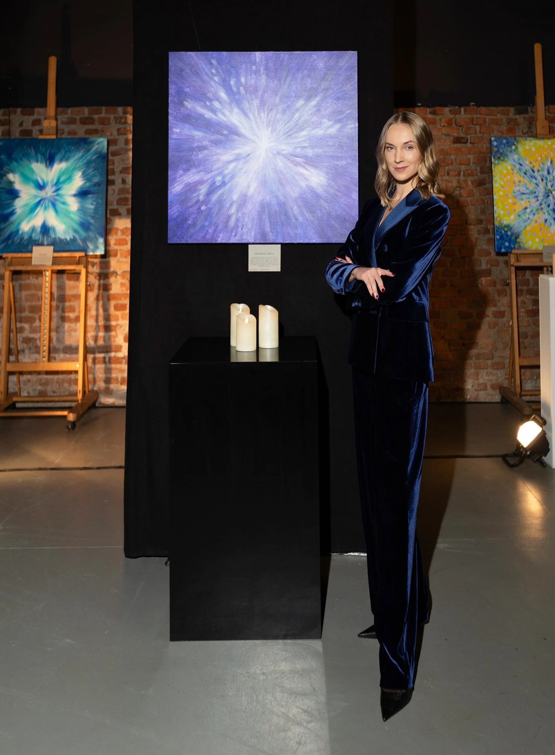 Portal series 25 - lauma survilo - vernissage (37).jpg