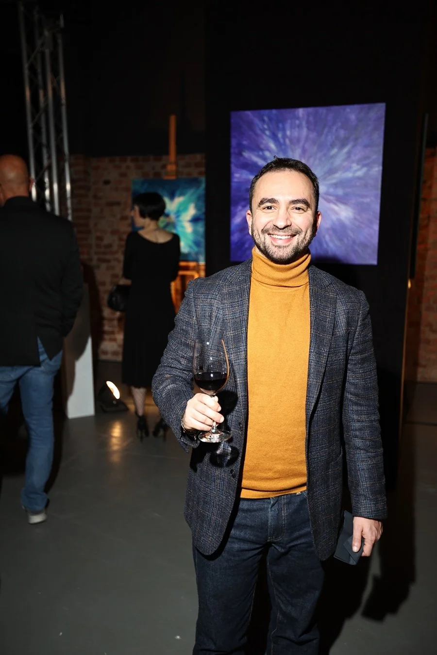 Portal series 25 - lauma survilo - vernissage.jpg