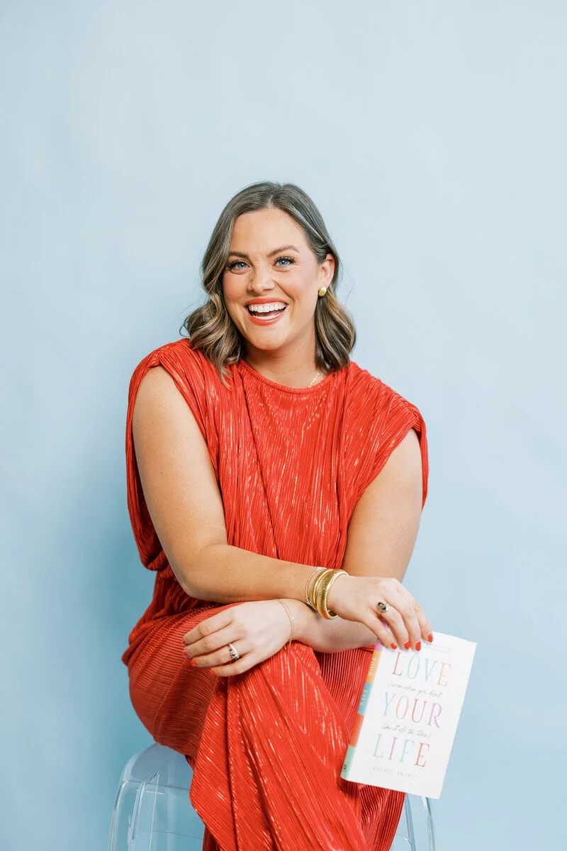 Episode 407 - Love Your Life Even If You Don’t Like It All the Time with Rachel Awtrey