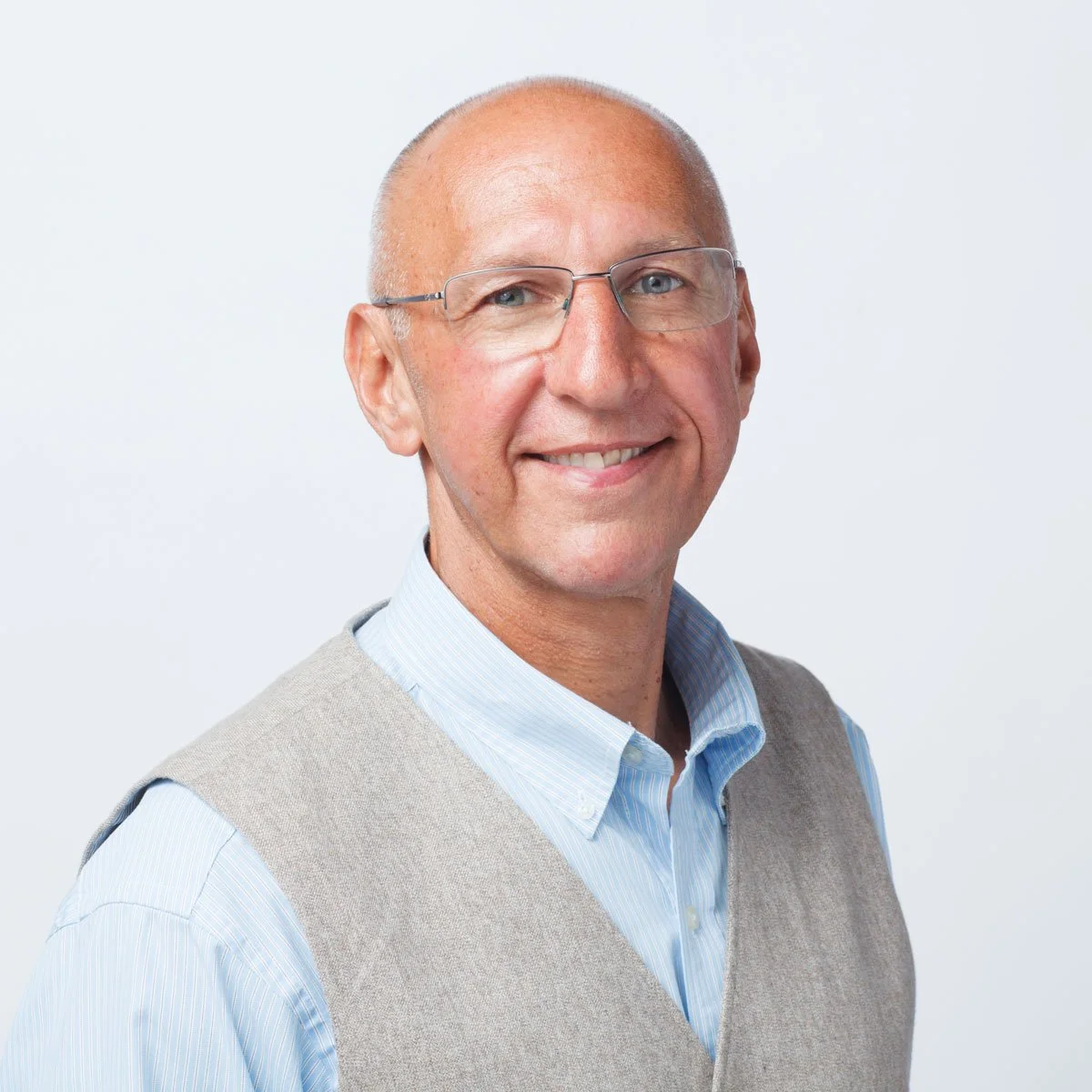 Episode 427- Renew Your Mind and Rewire Your Brain with Dr. Karl Benzio