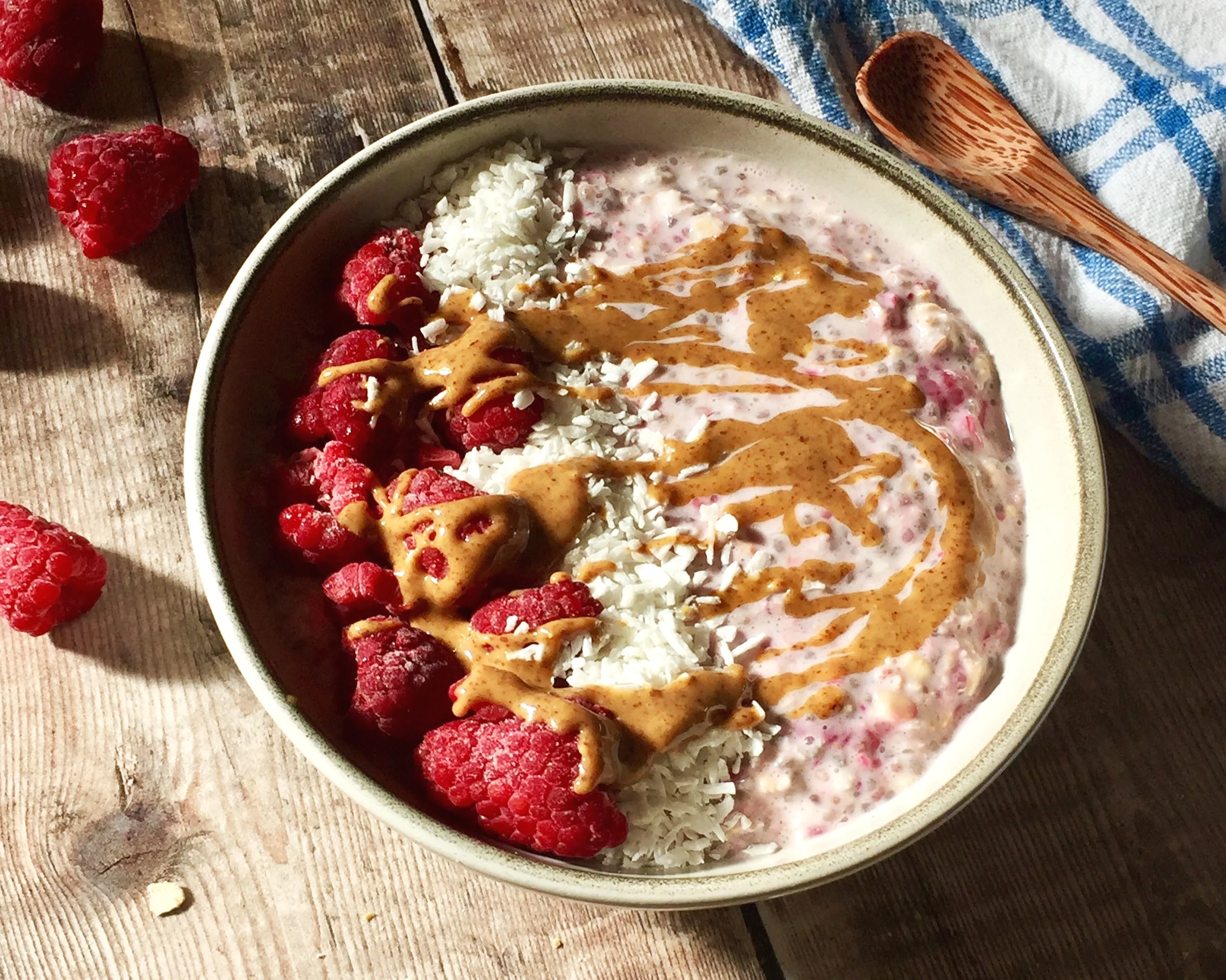 Raspberry+%26+Vanilla+Overnight+Oats+Nourish+by+Rebecca.jpg