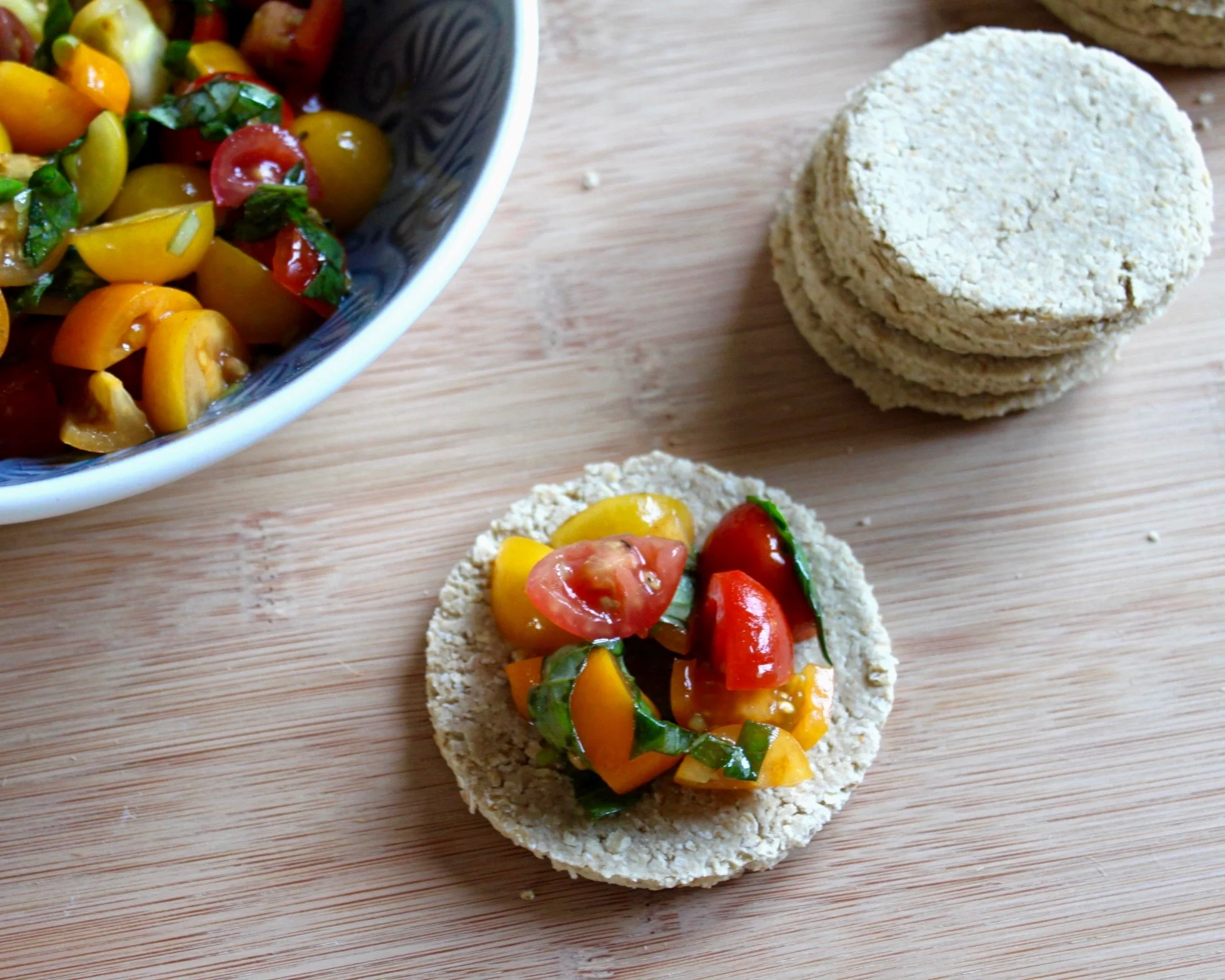 Oatcakes+Nourish+by+Rebecca.jpg