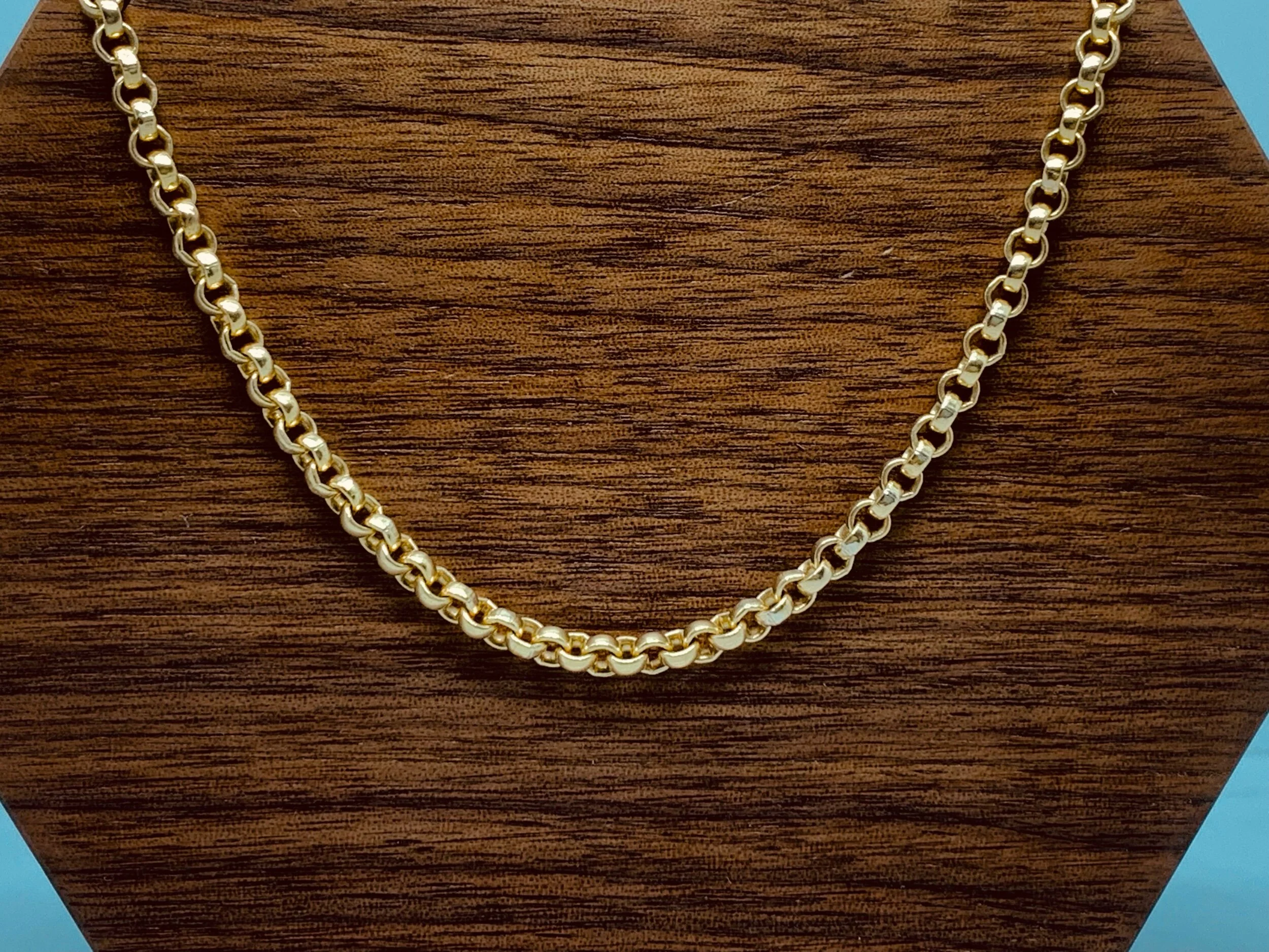 AFA69CCB-BC98-4DB1-9CE0-A24CBBC979F3