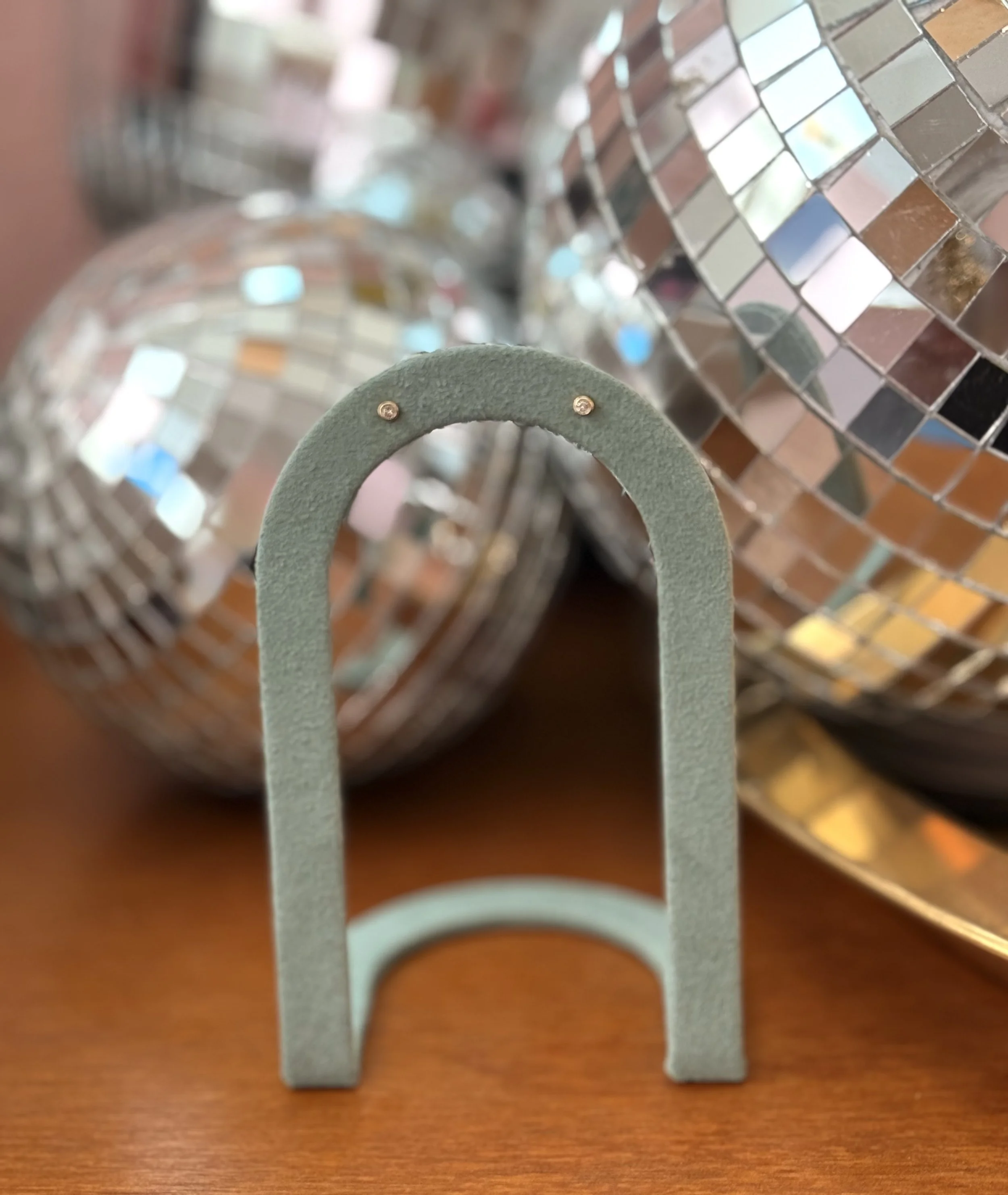 microbezel dia studs 1.jpg