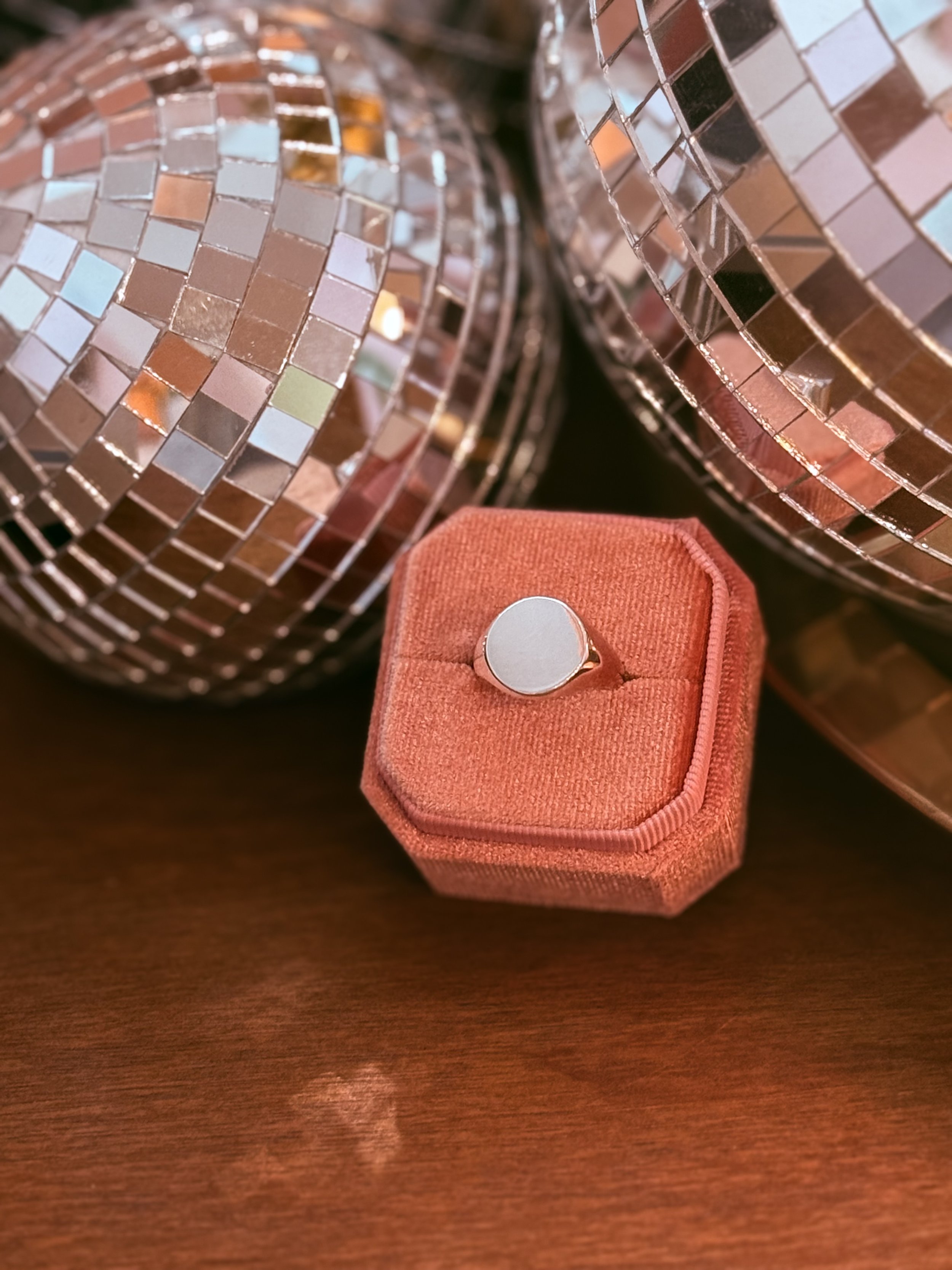 round signet 4.jpg