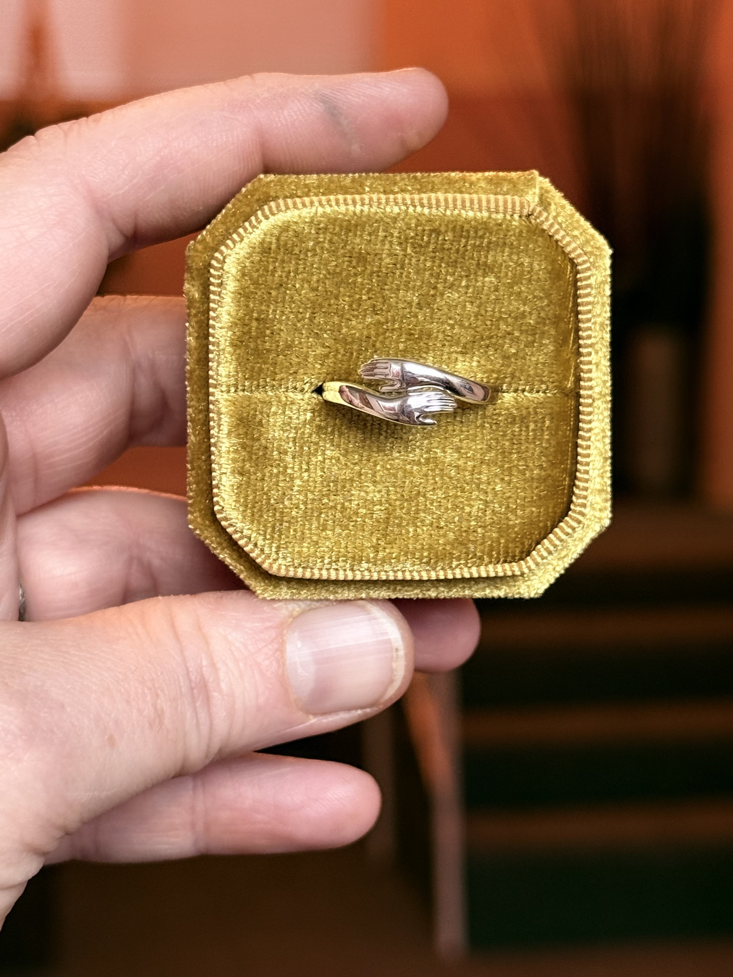 hug ring 2.jpg