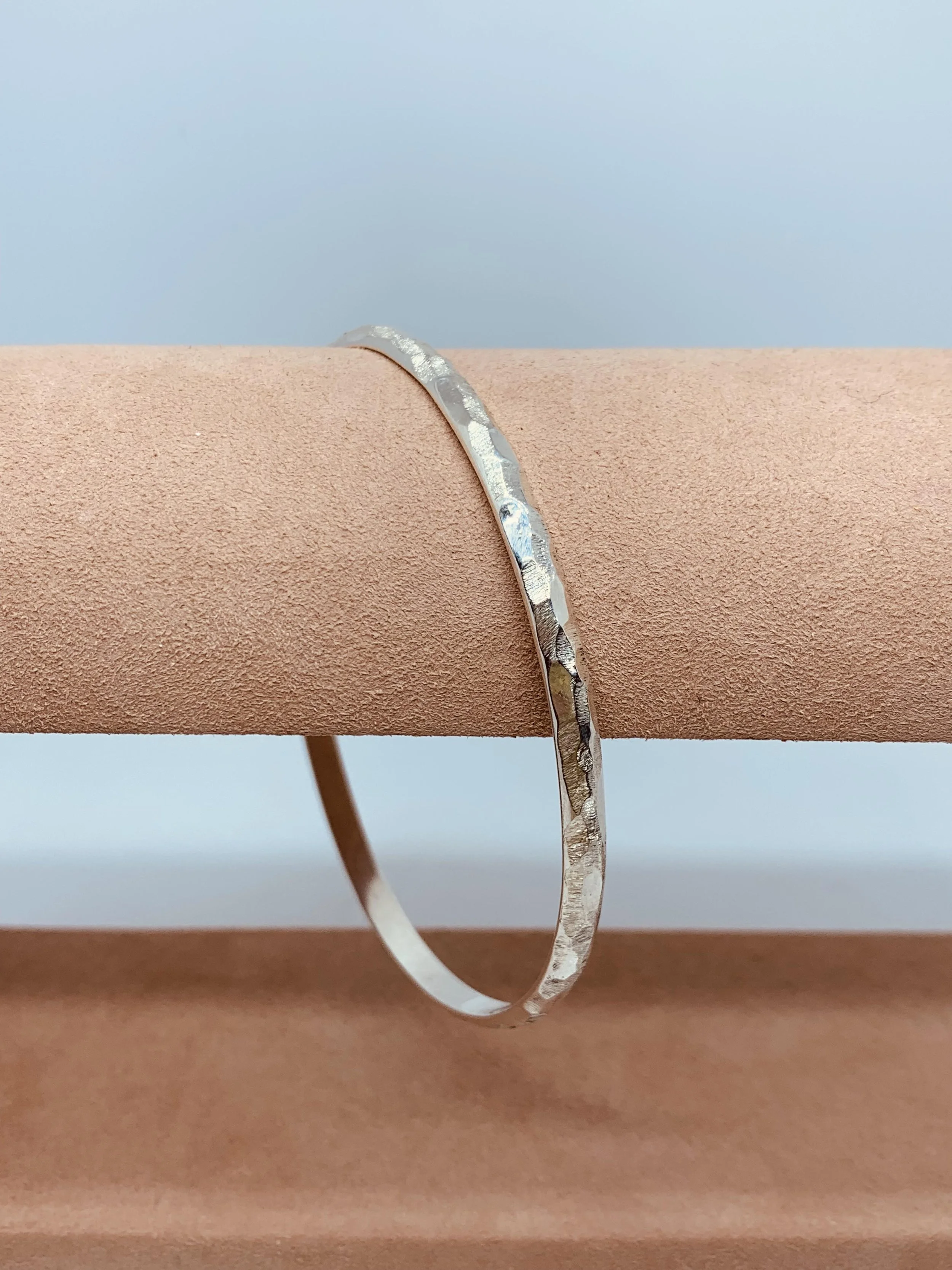 HR MED CARVED BANGLE 2.jpg