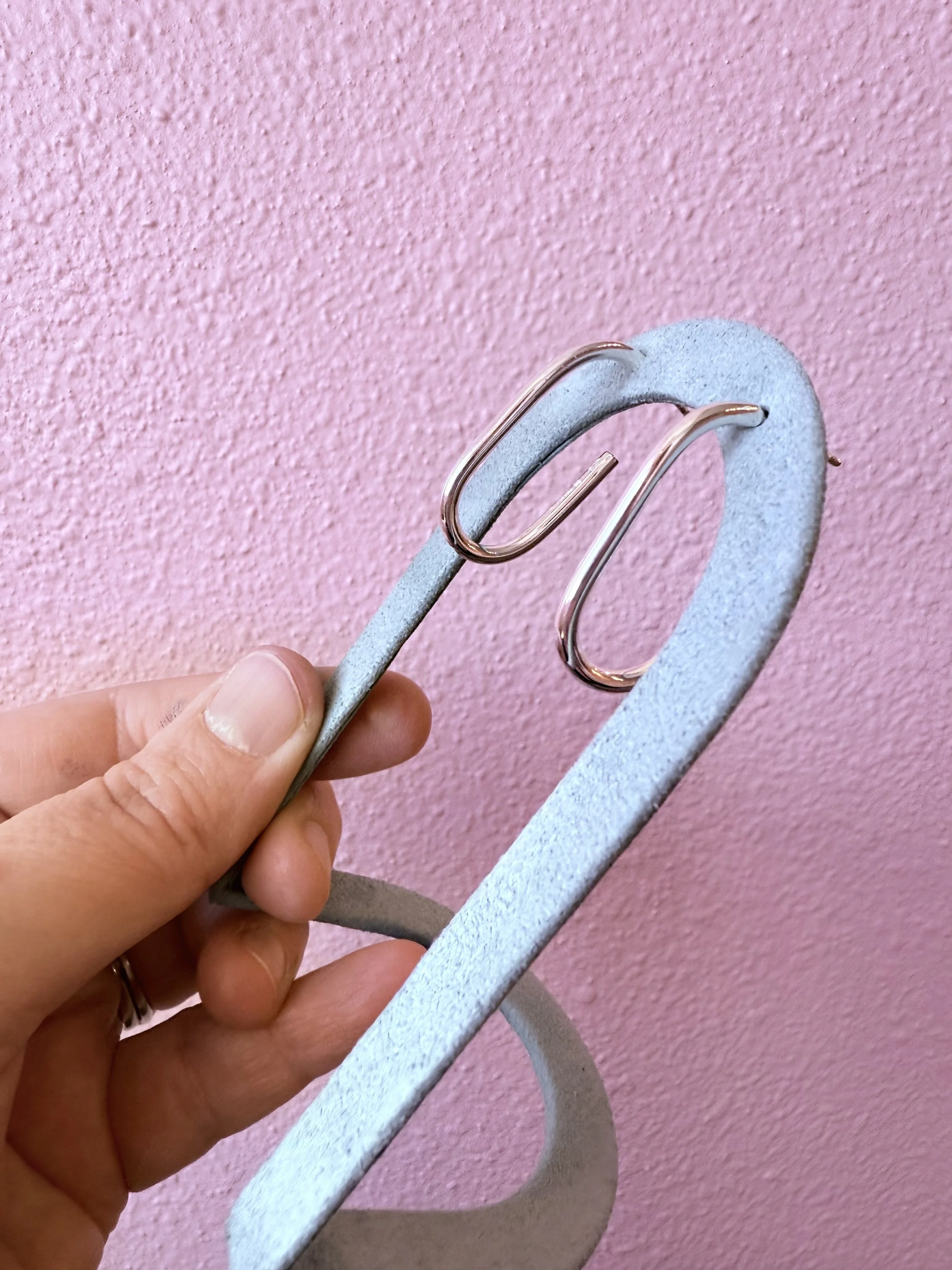 oval j hoop 1.jpg