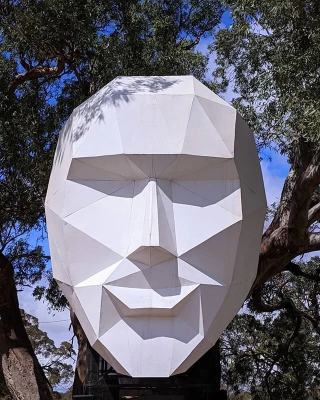 Big Heads, &Ouml;pen hearts
Empathy&harr;️Narcissism
#publicsculpture #artforthemasses
#artofthefuture #immersiveart #connection #interpersonalcommunication 
#virtualmirror
@pinnxx22 @pitchmusicandarts