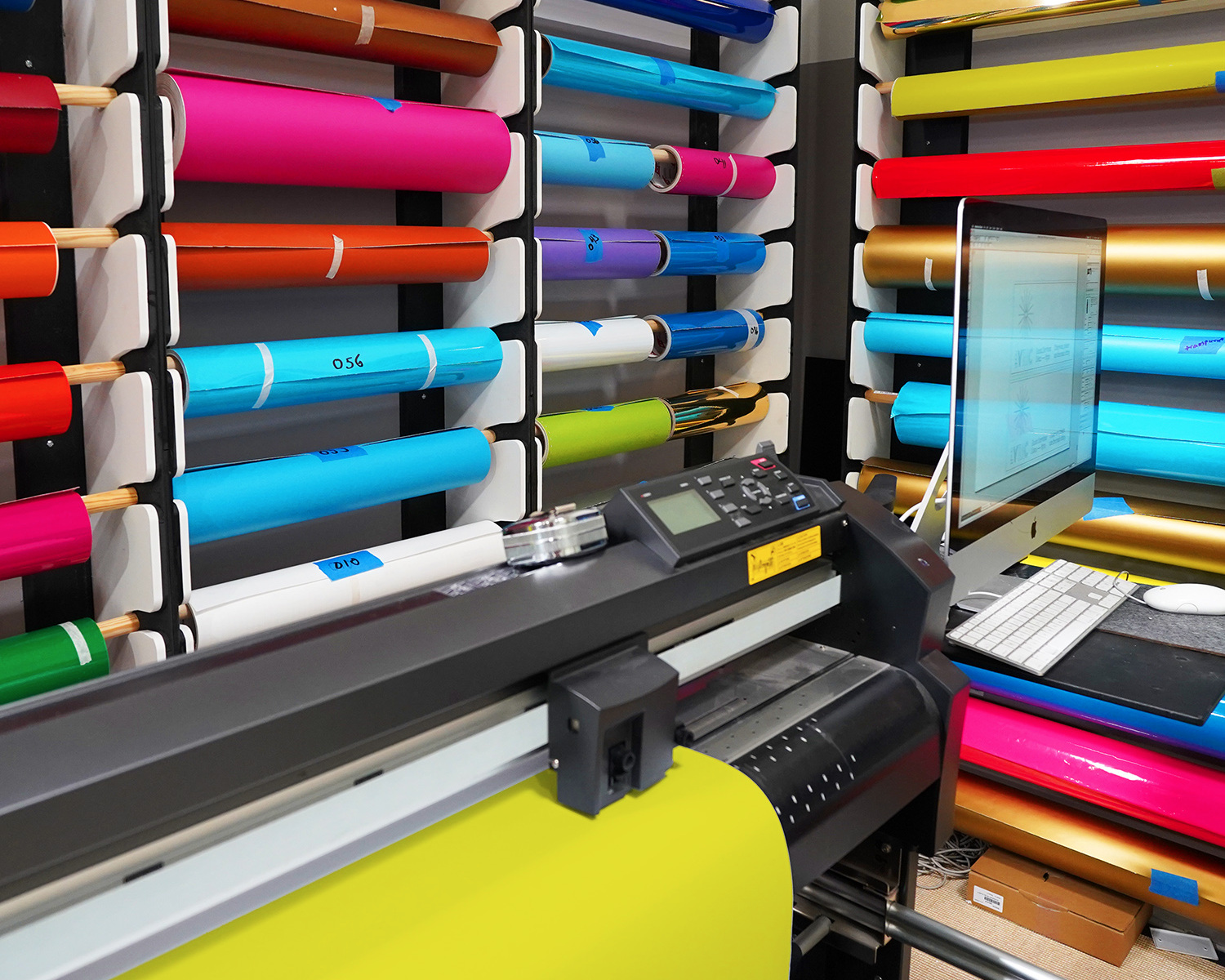 Vinyl+Cutter_Colors.jpg