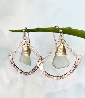 FLIRTY PASTEL GREEN SEA GLASS BEAUTIES ITEM #639 E 