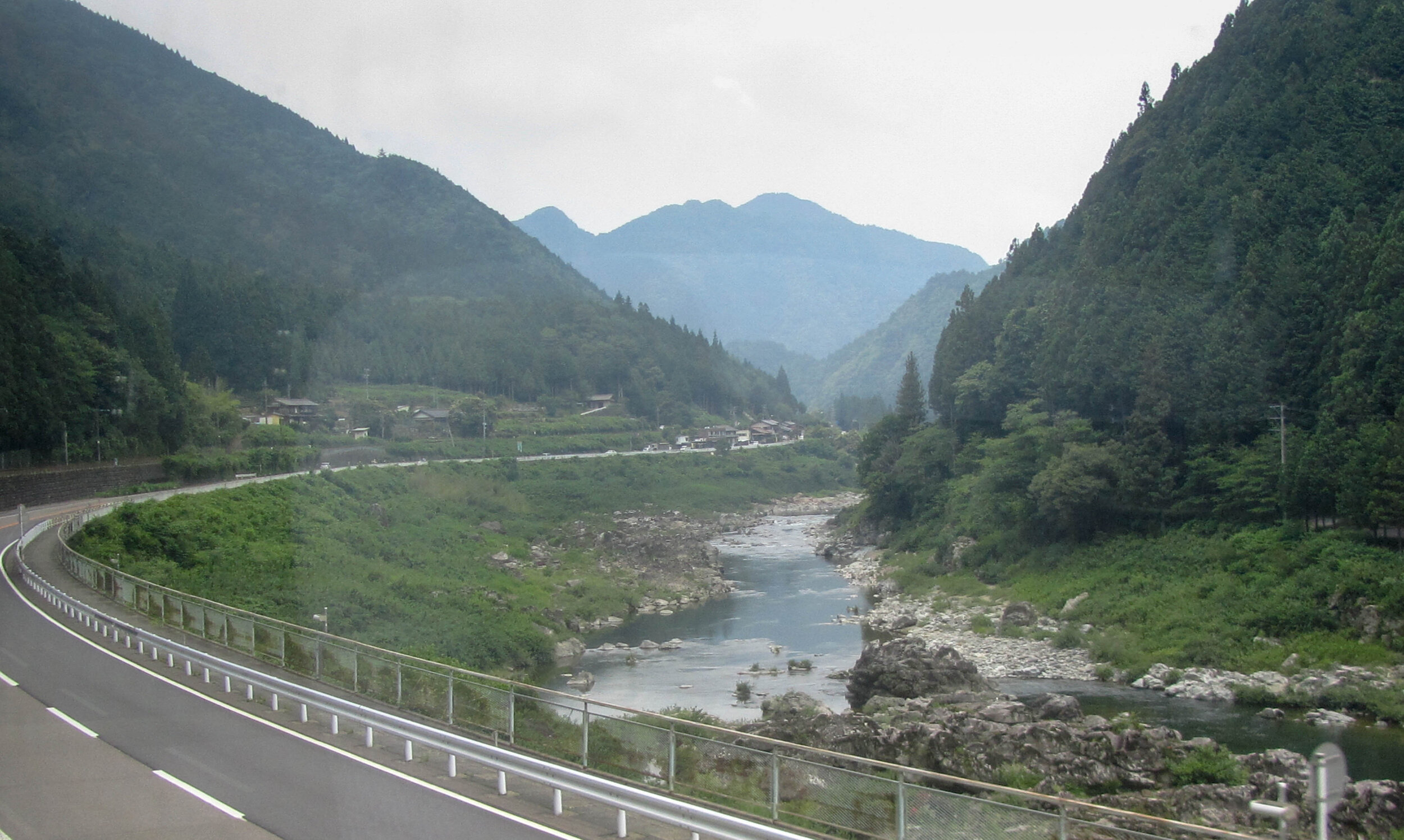 TRANSIT SHIRAKAWAGO