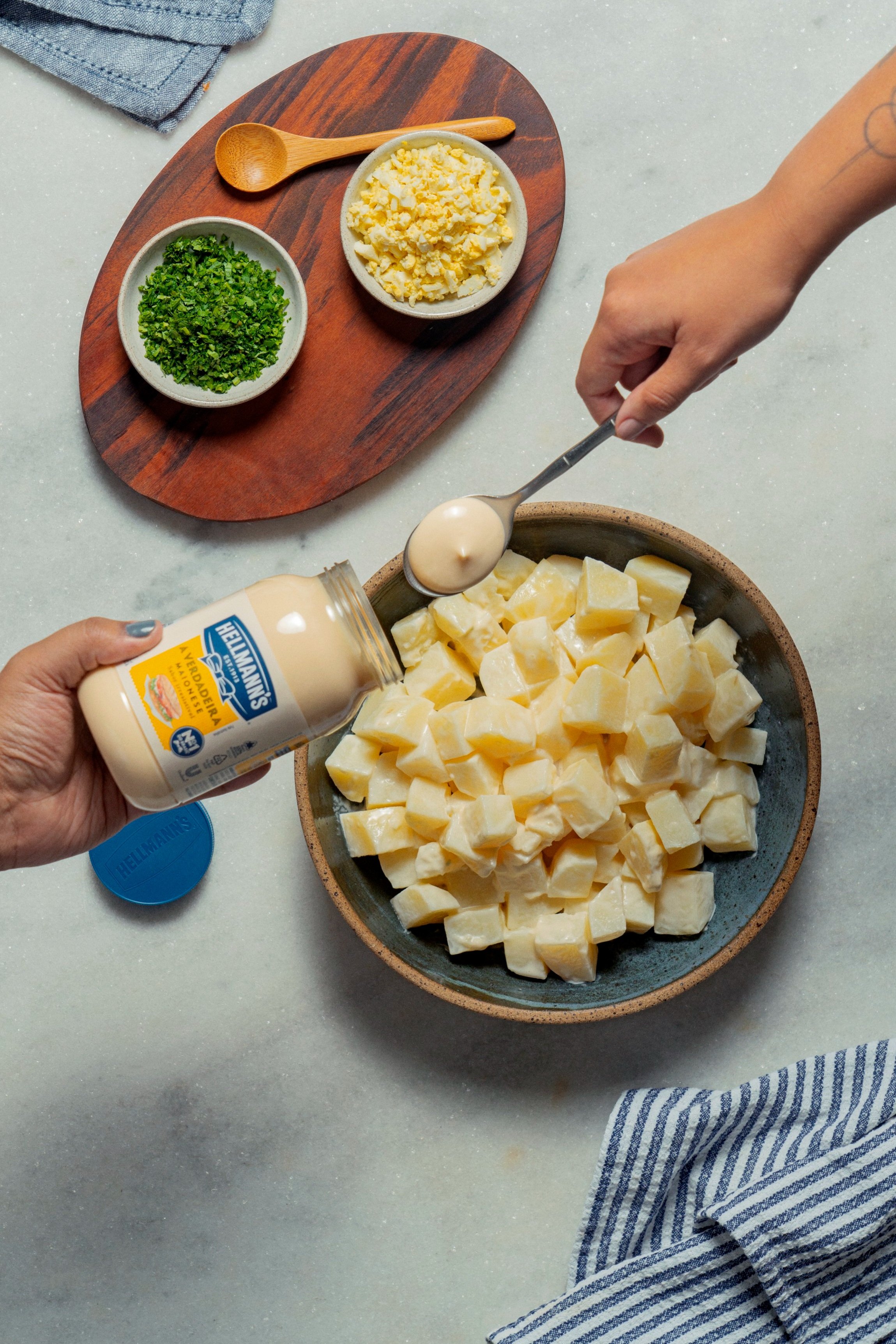 Hellmans_NBO-2400_PROOF+01.jpg