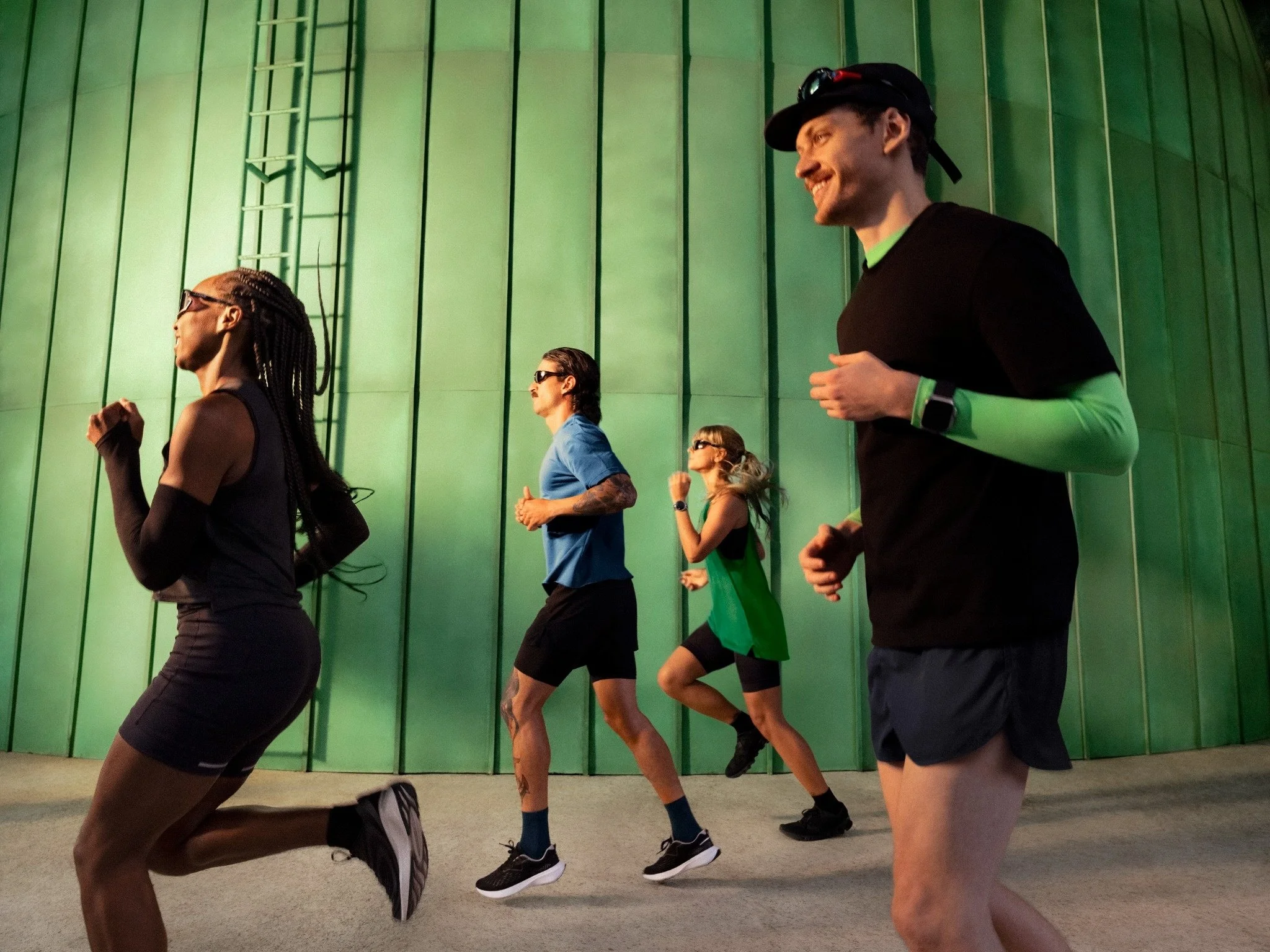 20250323_HEINEKEN_RUNNING_2104_F_compressed.jpg