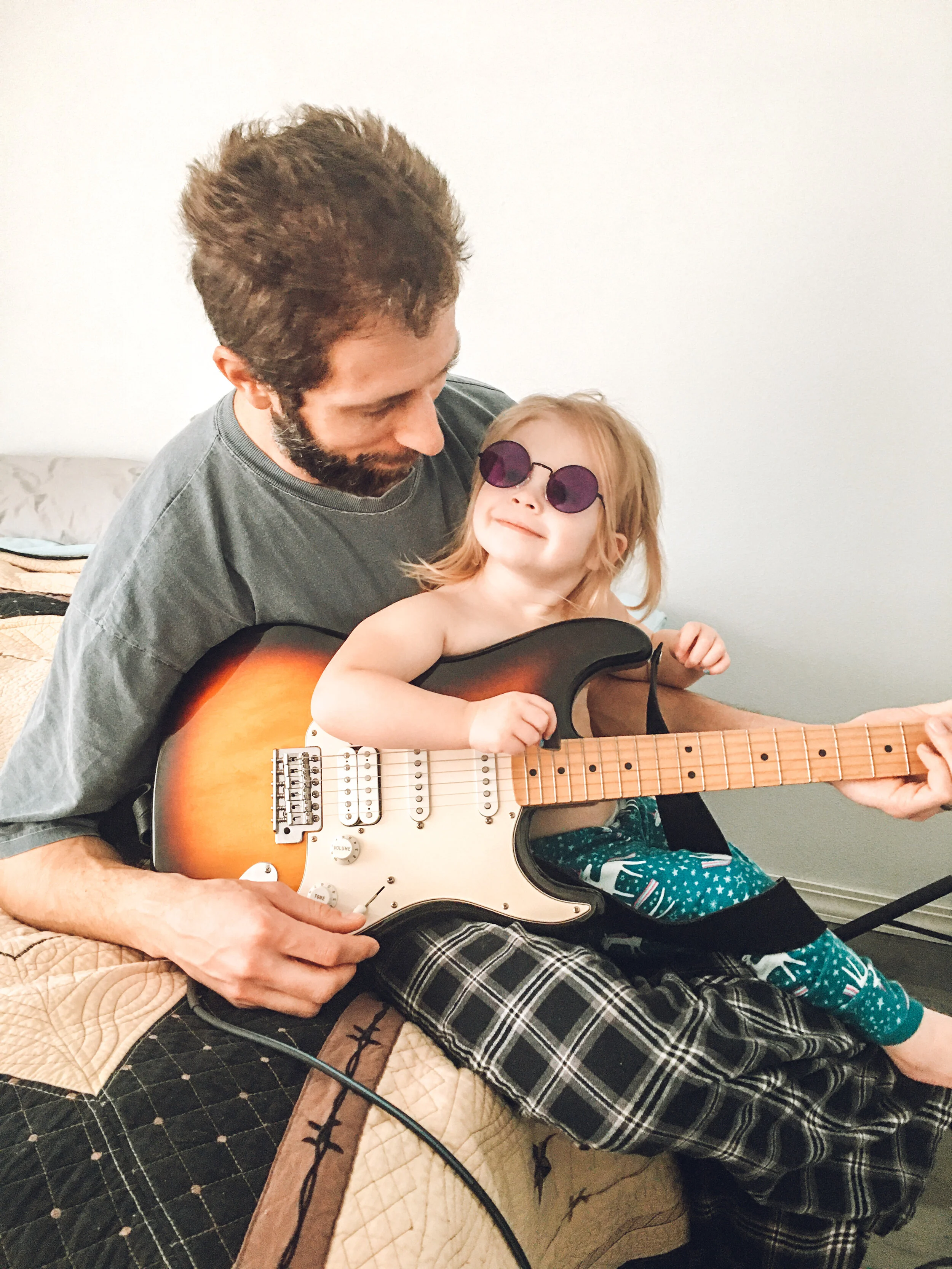 There's just no stoppin' those girls with guitars