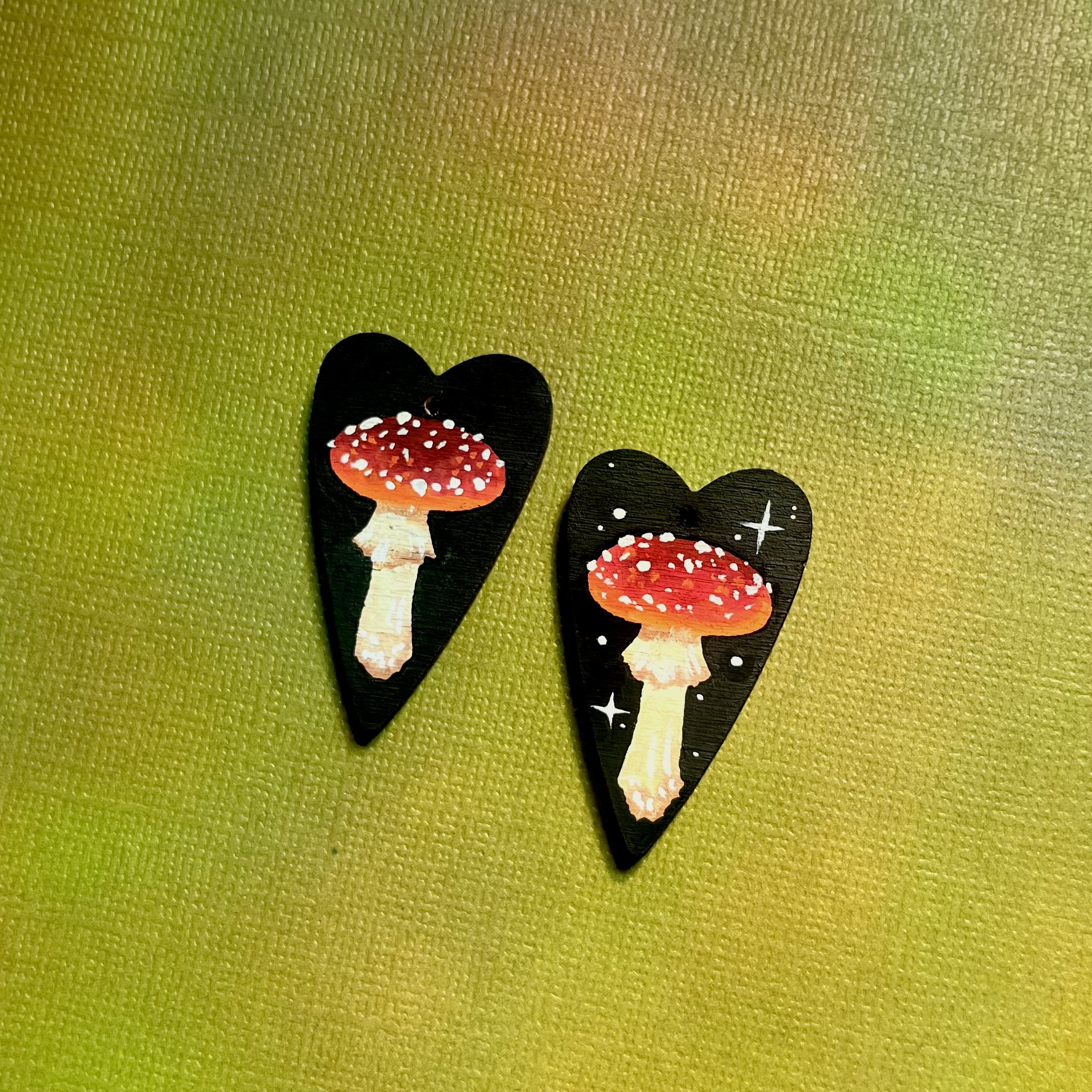 Fly Agaric Mini Long Heart Earrings