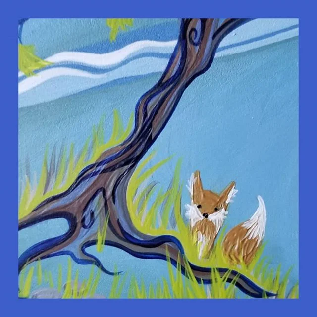 I've been seeing a fox a lot when I go out in the woods for a walk these days, they are so cute! 
It's always so amazing when you come across animals out there!

Check out my profile to see what I've been up to this weekend @an_artistic_adventure