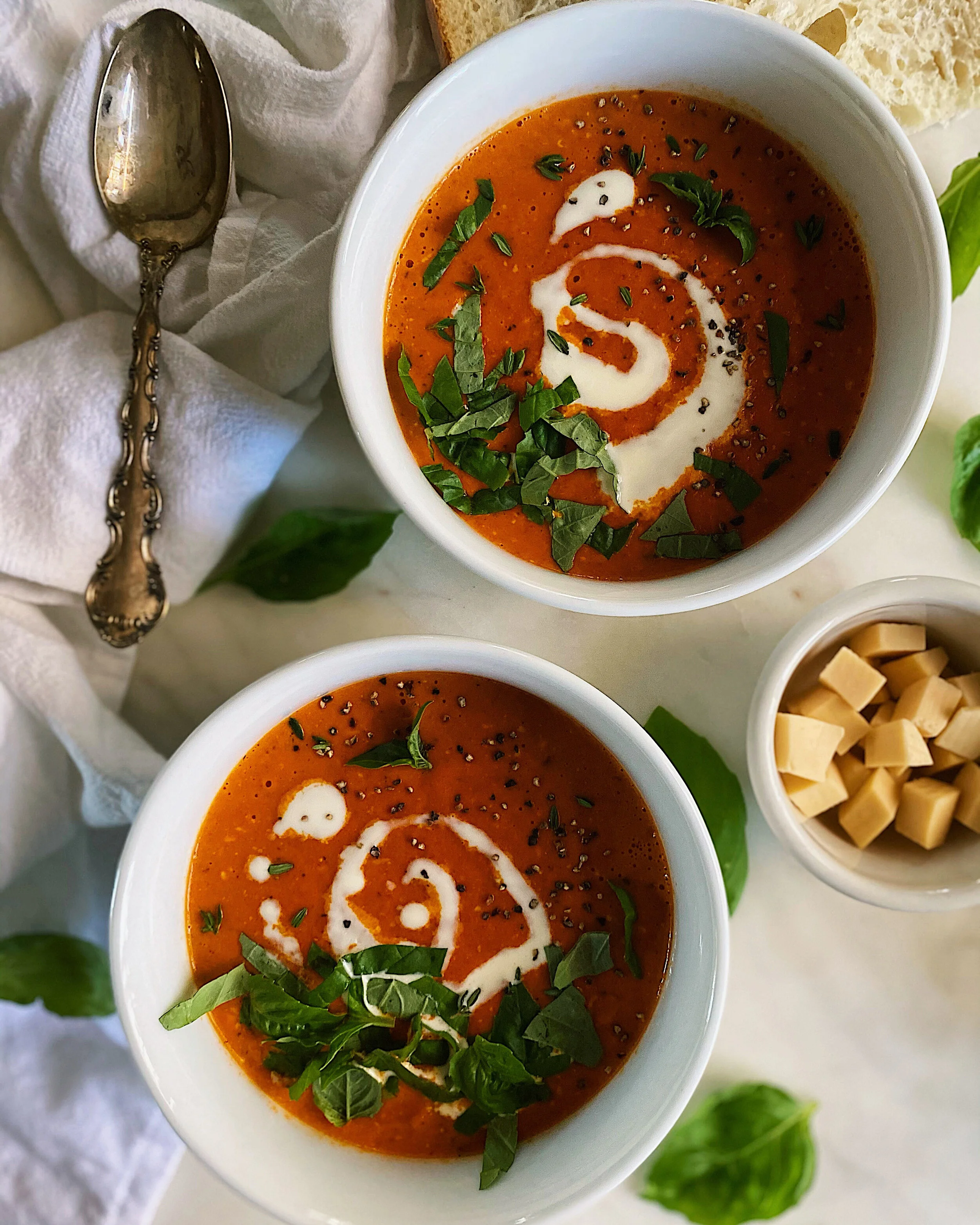 Roasted Red Pepper &amp; Smoked Gouda Soup