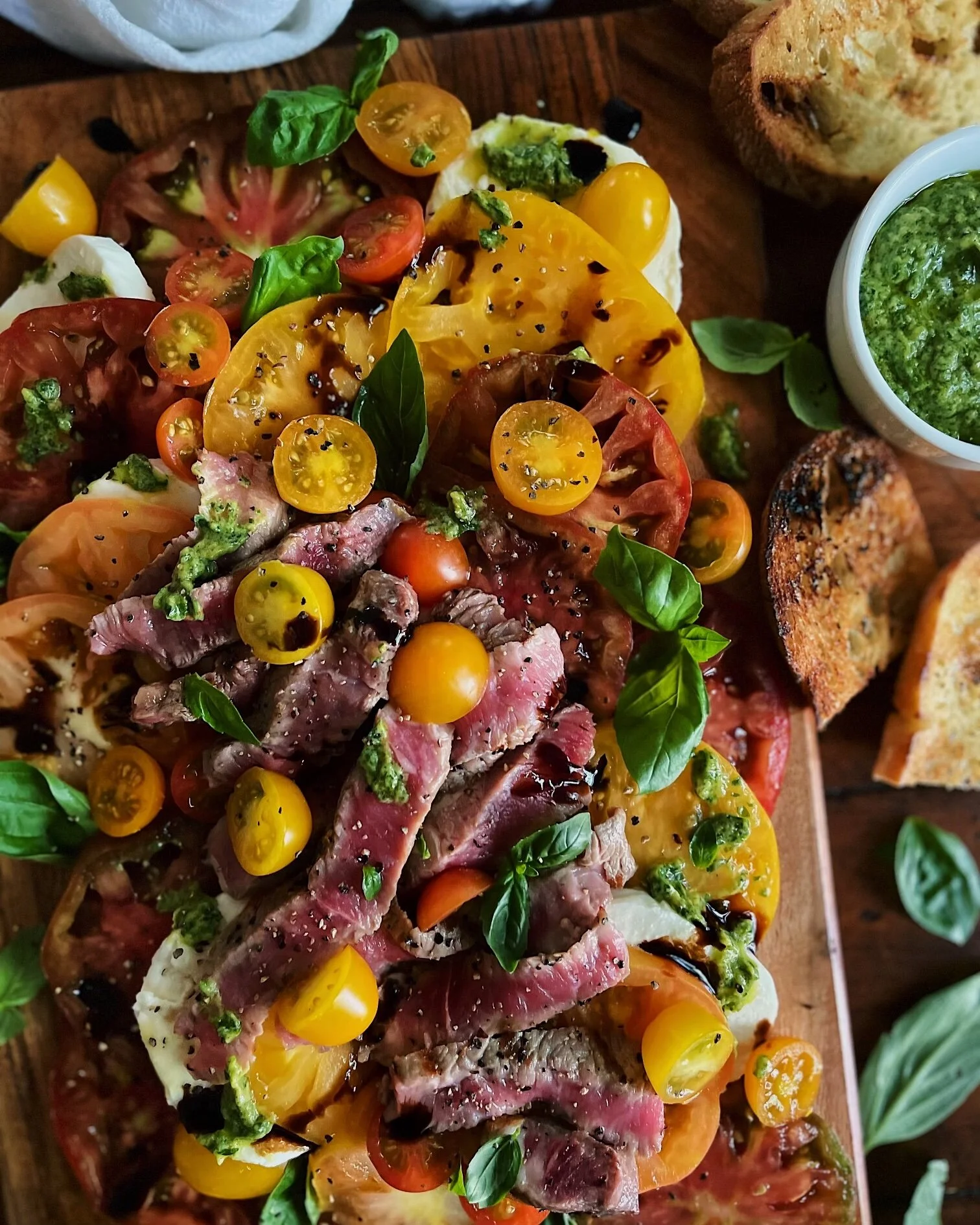 Caprese Steak Salad