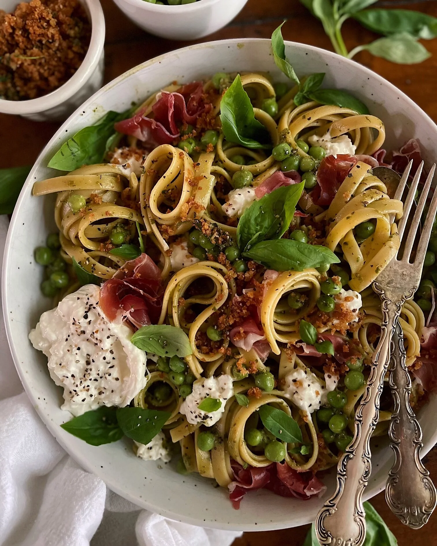Creamy Pesto Pasta with Prosciutto & Peas