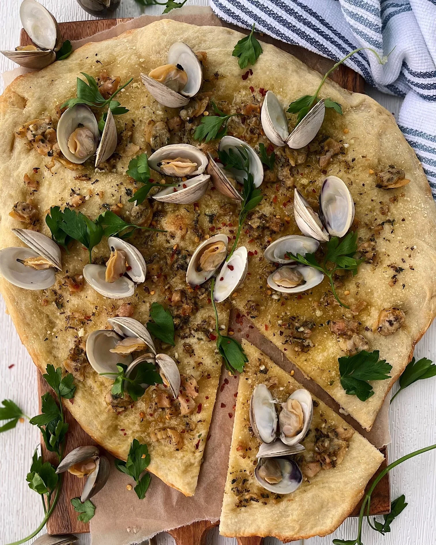 New Haven White Clam Pizza