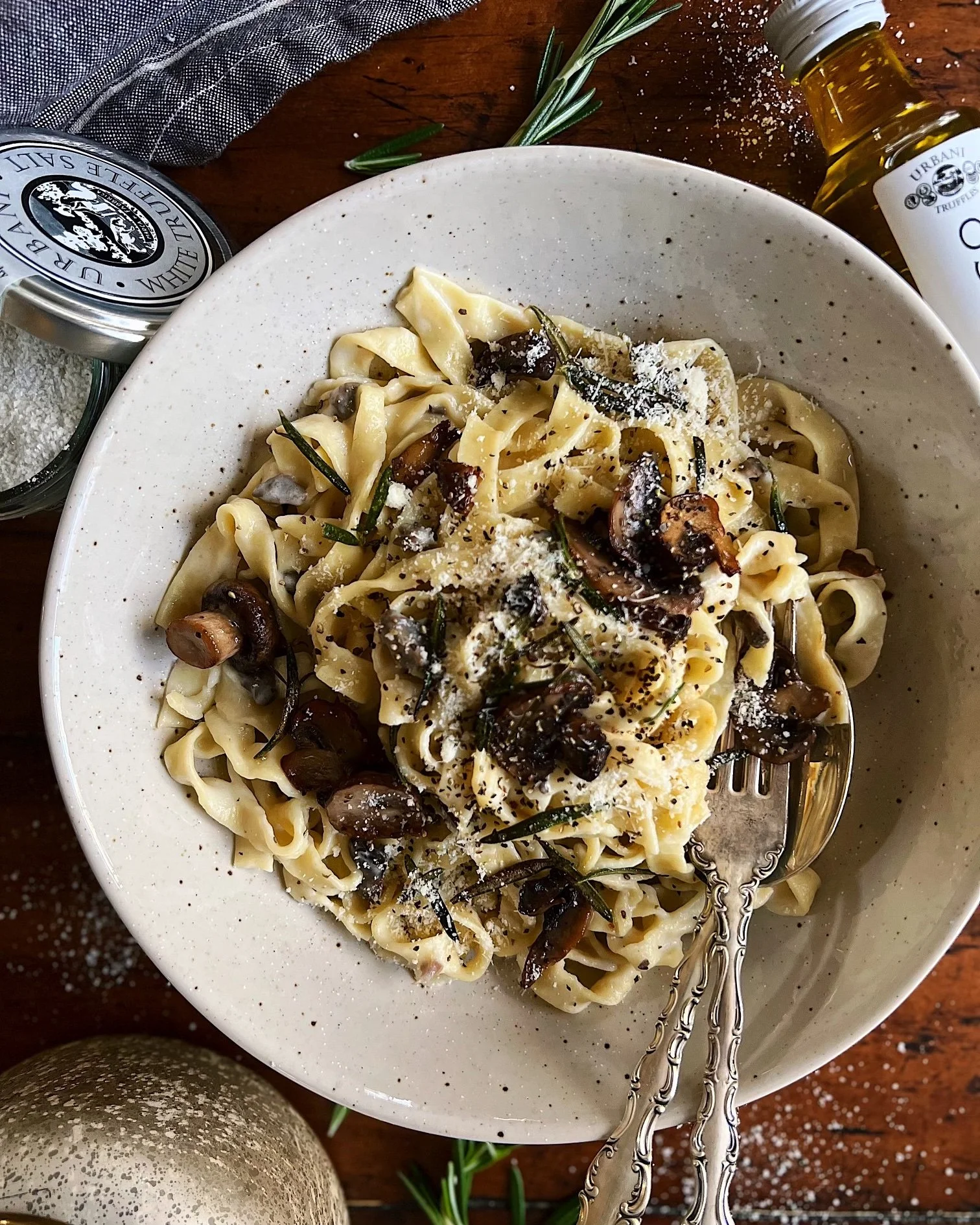 Creamy White Truffle &amp; Mushroom Pasta