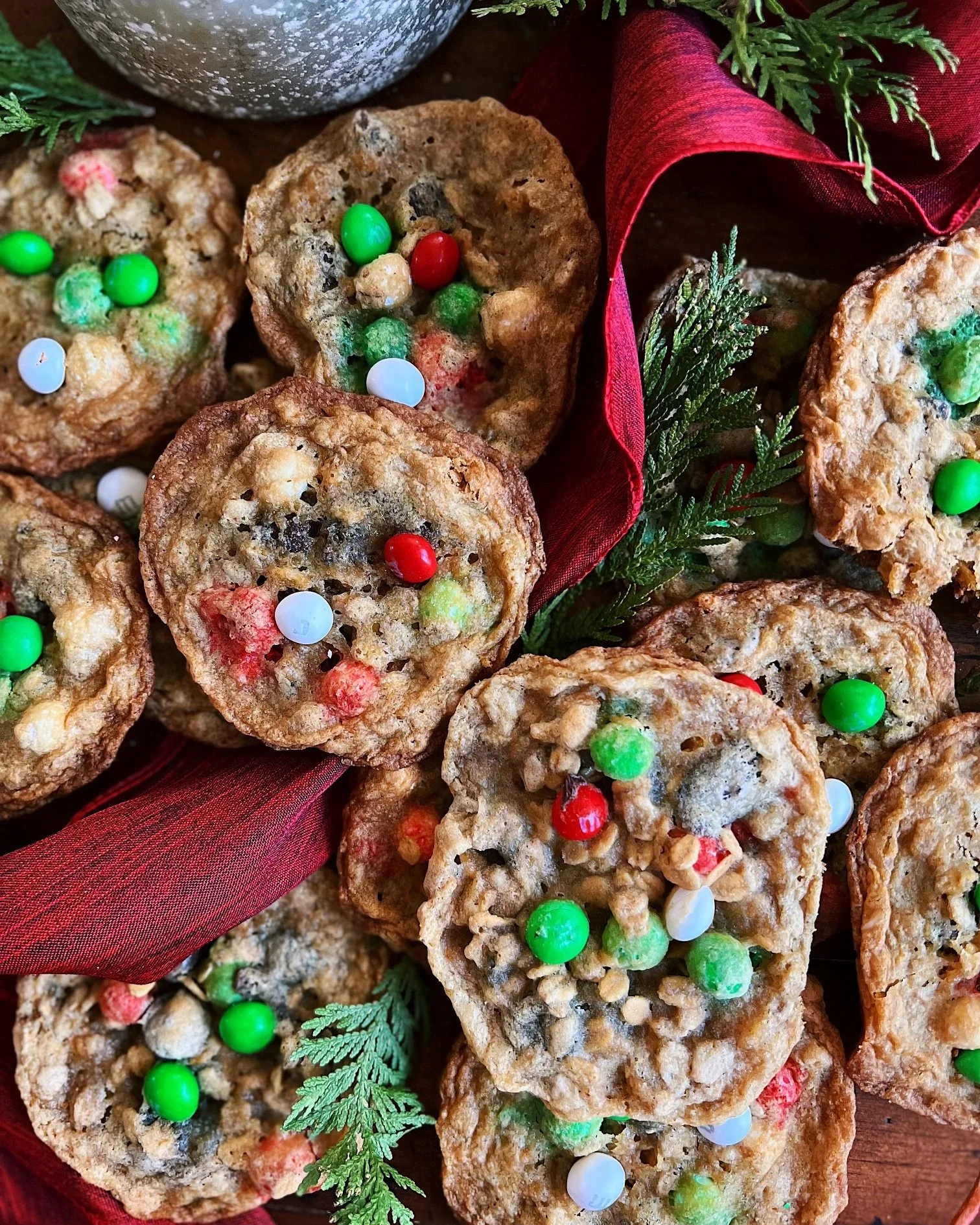 Dark Chocolate Oatmeal Cookies