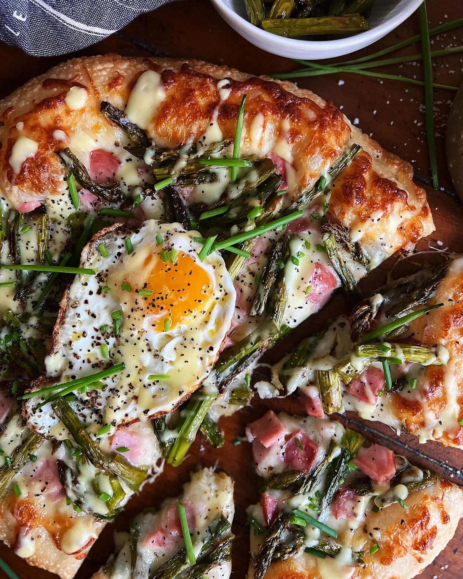 Asparagus Eggs Benedict Pizza
