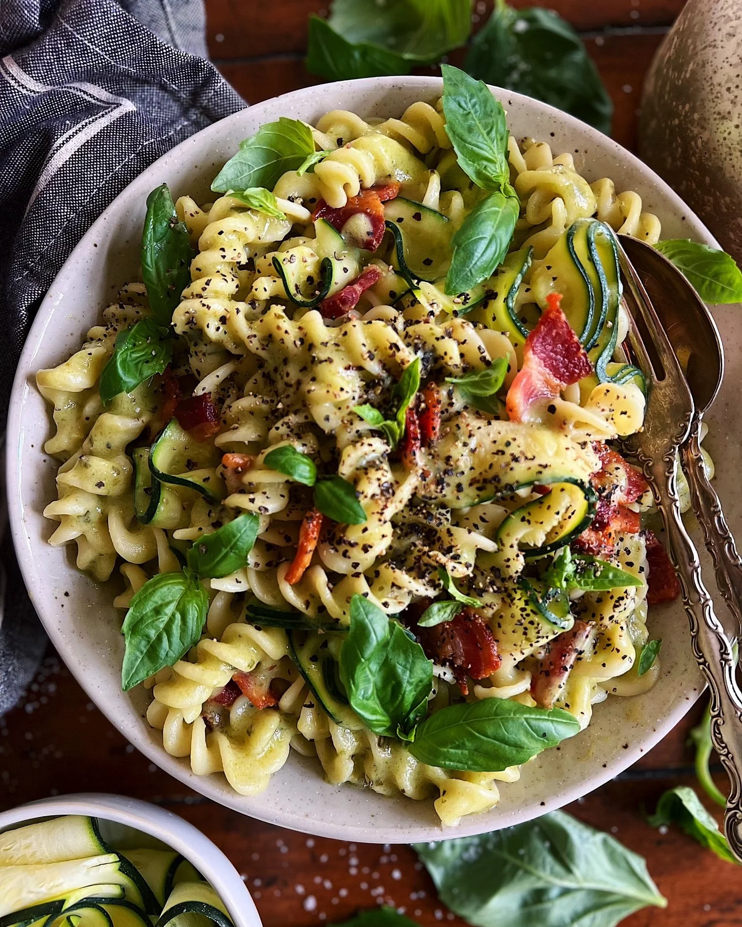 Creamy Avocado Pasta with Zucchini &amp; Bacon