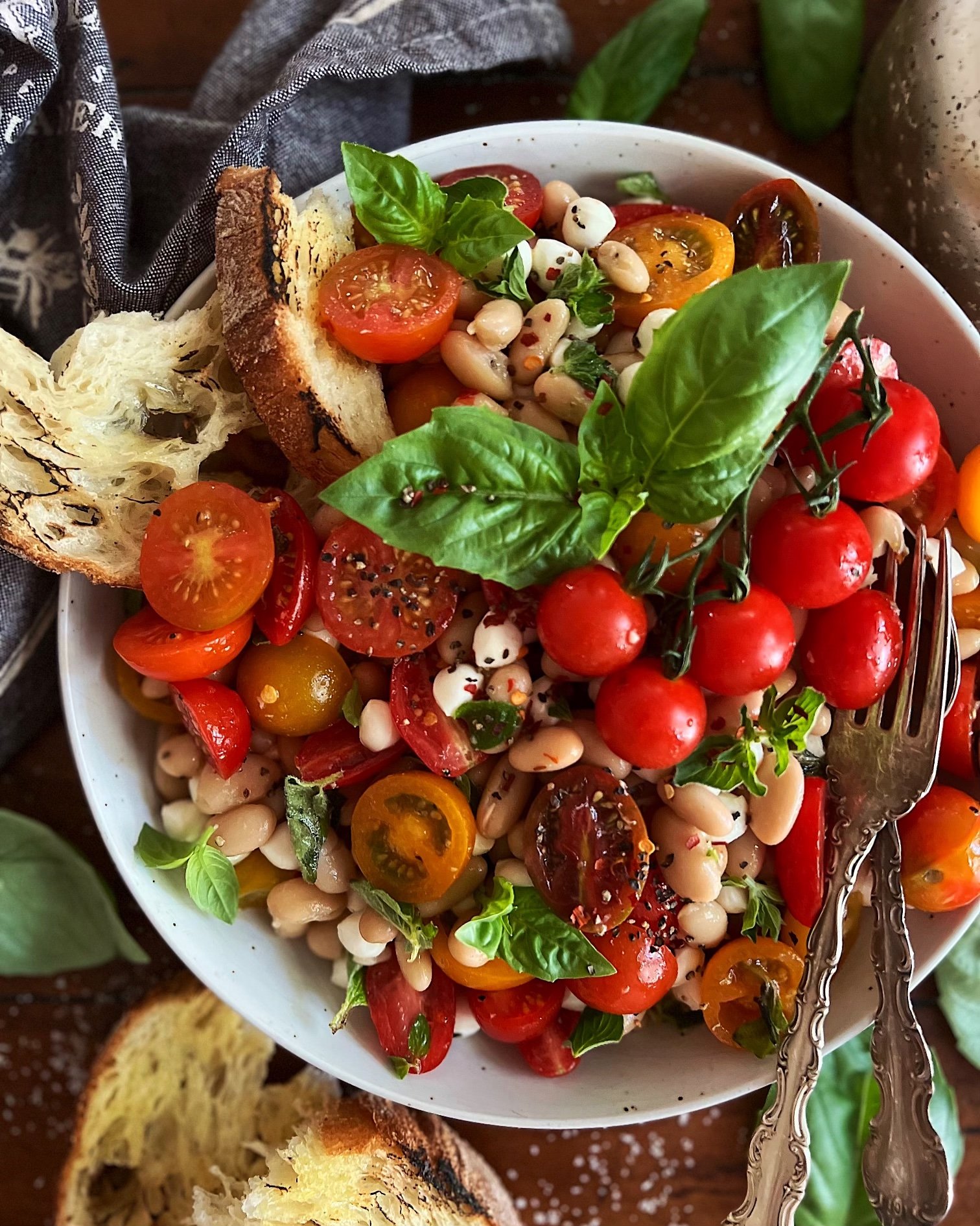 Caprese White Bean Salad
