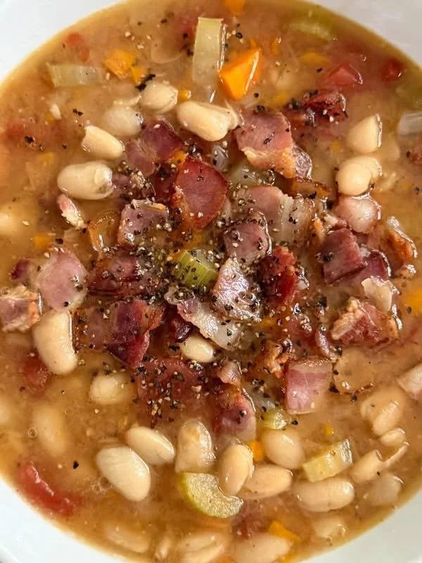 Easy Bacon &amp; Bean Soup