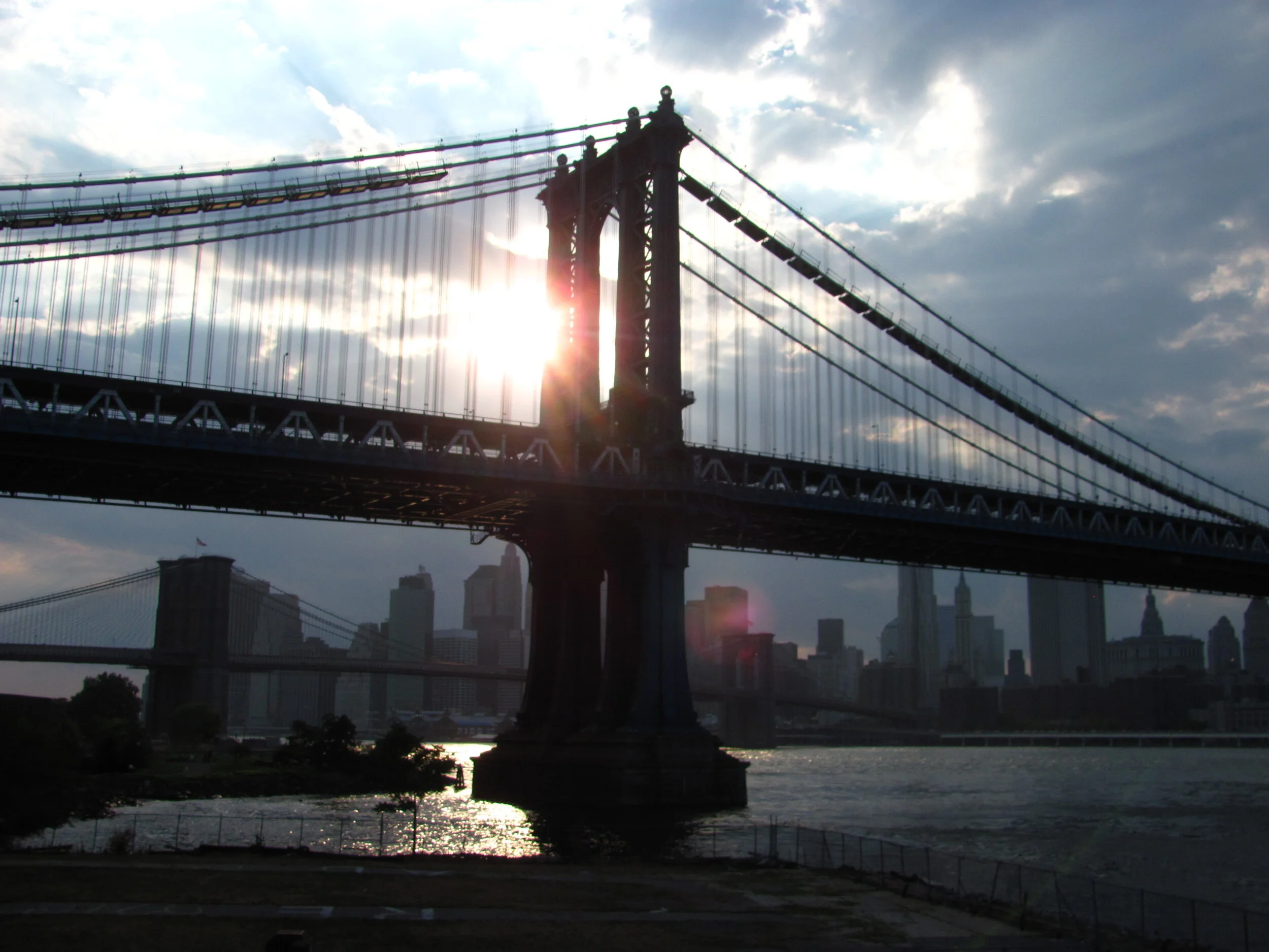 Manhattan Bridge by Pete Pidgeon.JPG