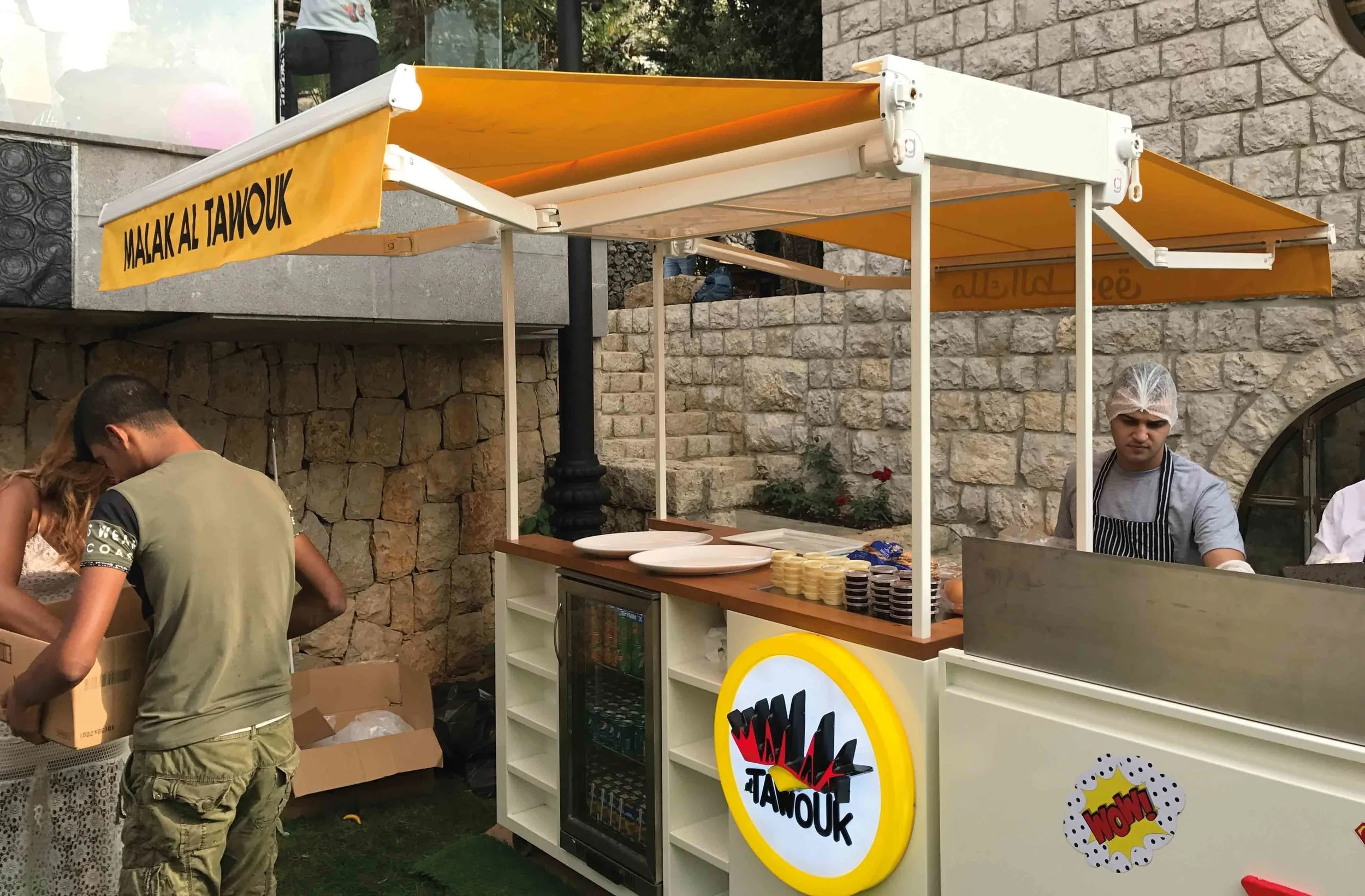 Malak+el+Tawouk-Sandwich+%26+Burger+Cart