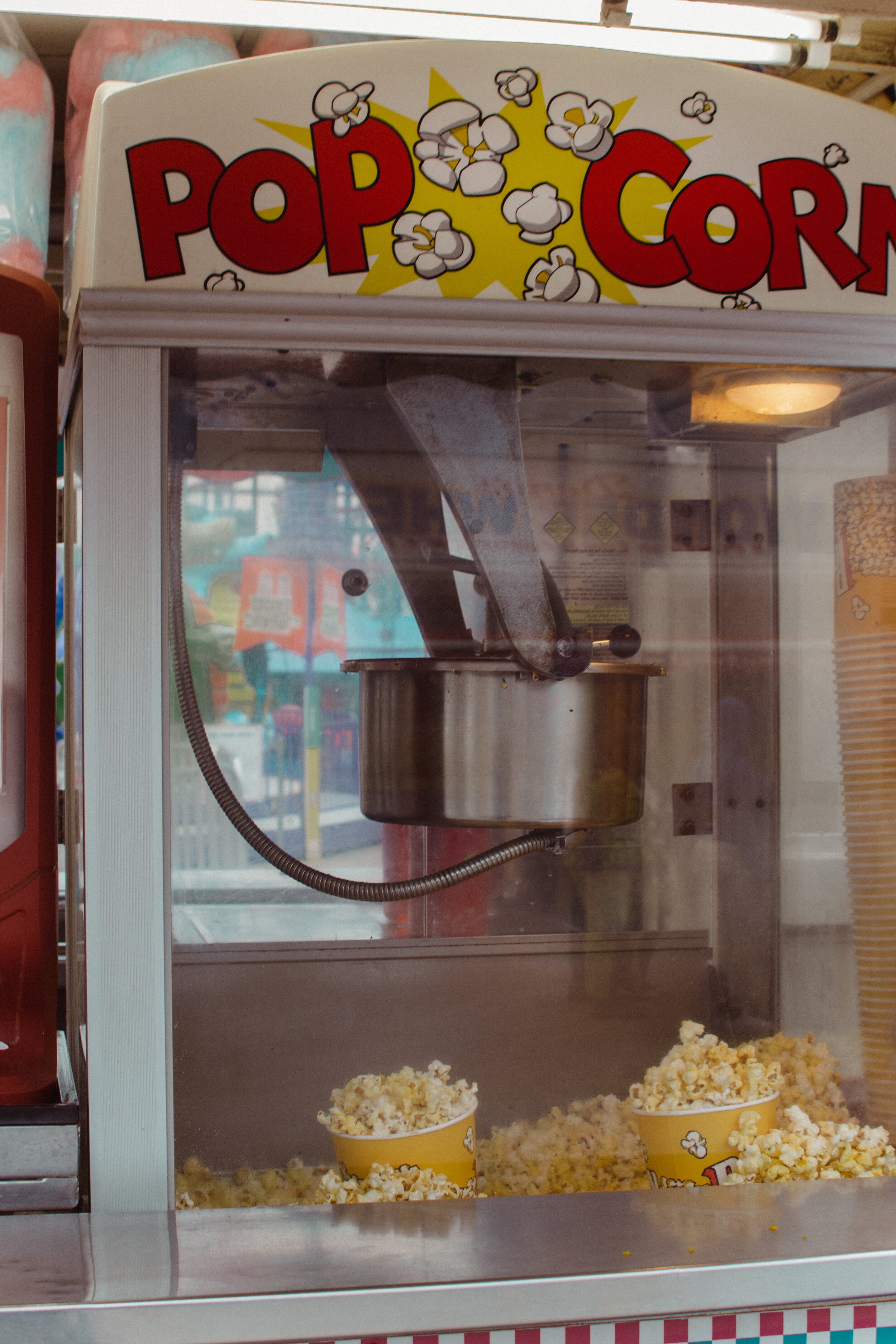 Fun Food Popcorn Popcornmaschine Pop Maxx 14oz Gold Medal