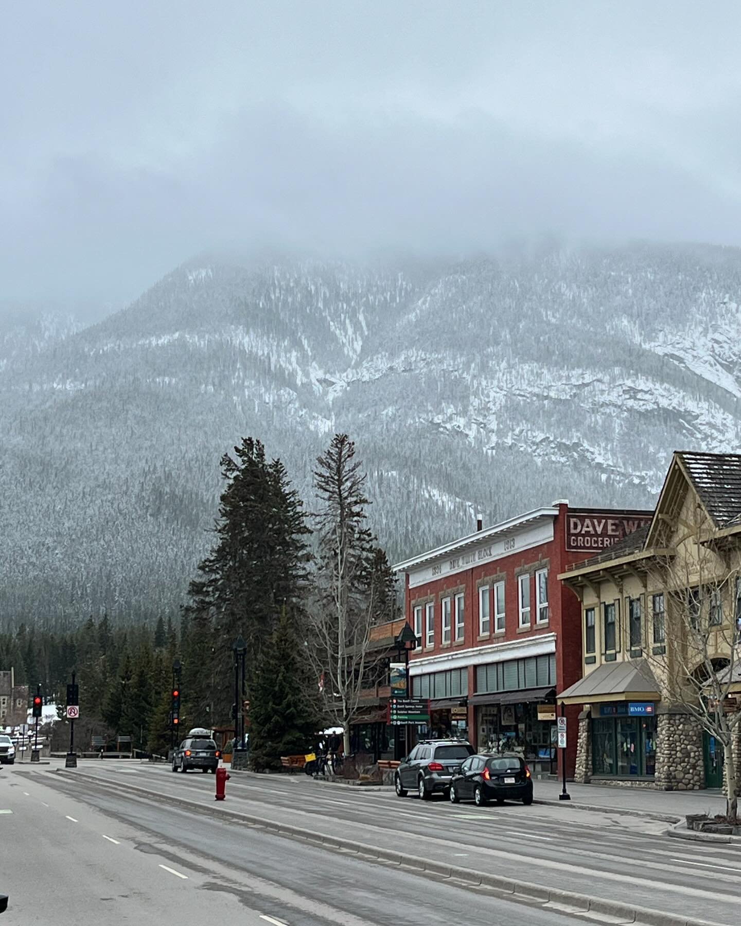 Market tour in Banff - if only spring had arrived here!🥶❄️